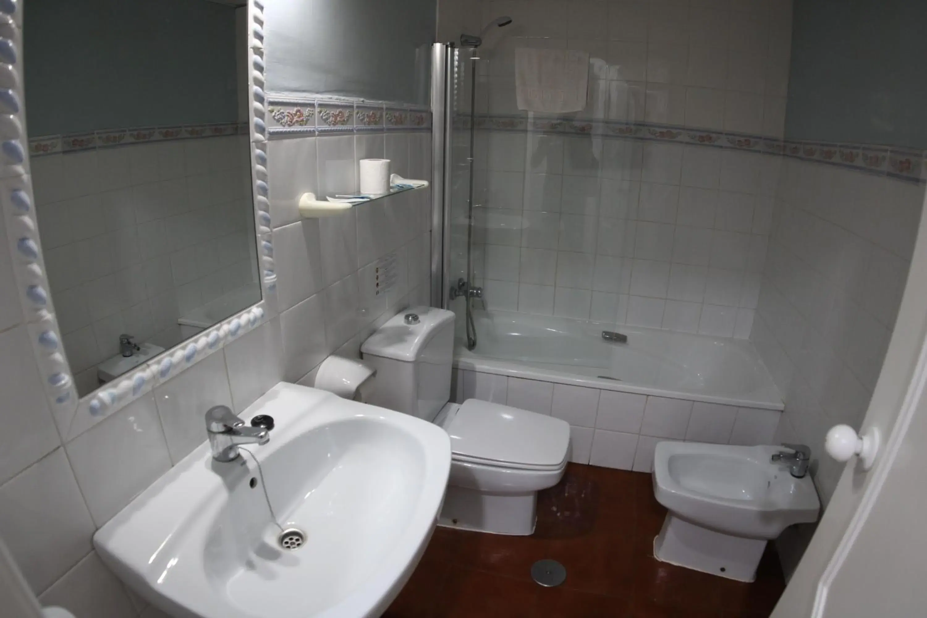 Bathroom in Marina Internacional