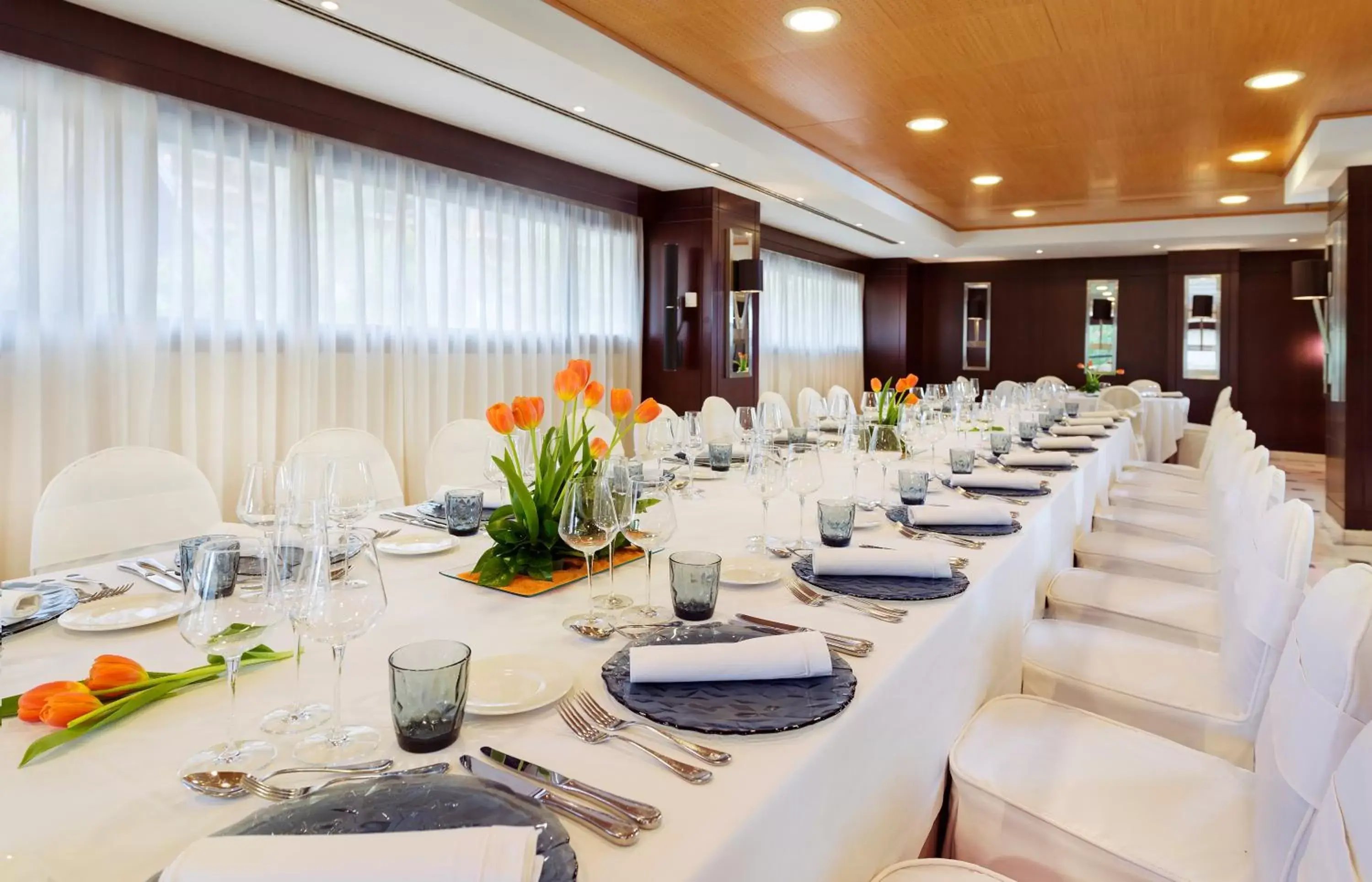 Banquet/Function facilities, Banquet Facilities in Hotel Valencia Center