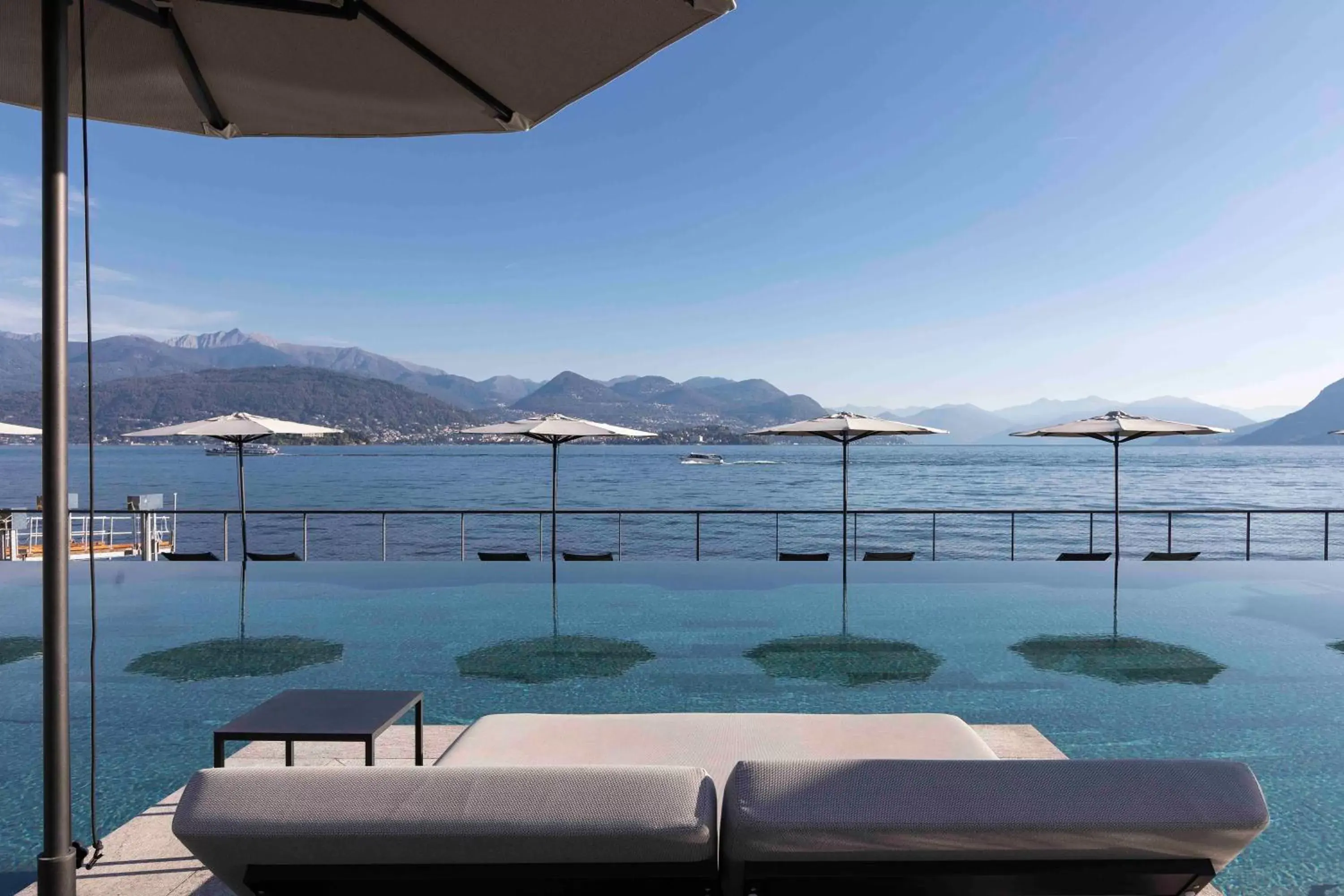 Swimming pool in Hotel La Palma Swimming pool in Hotel La Palma