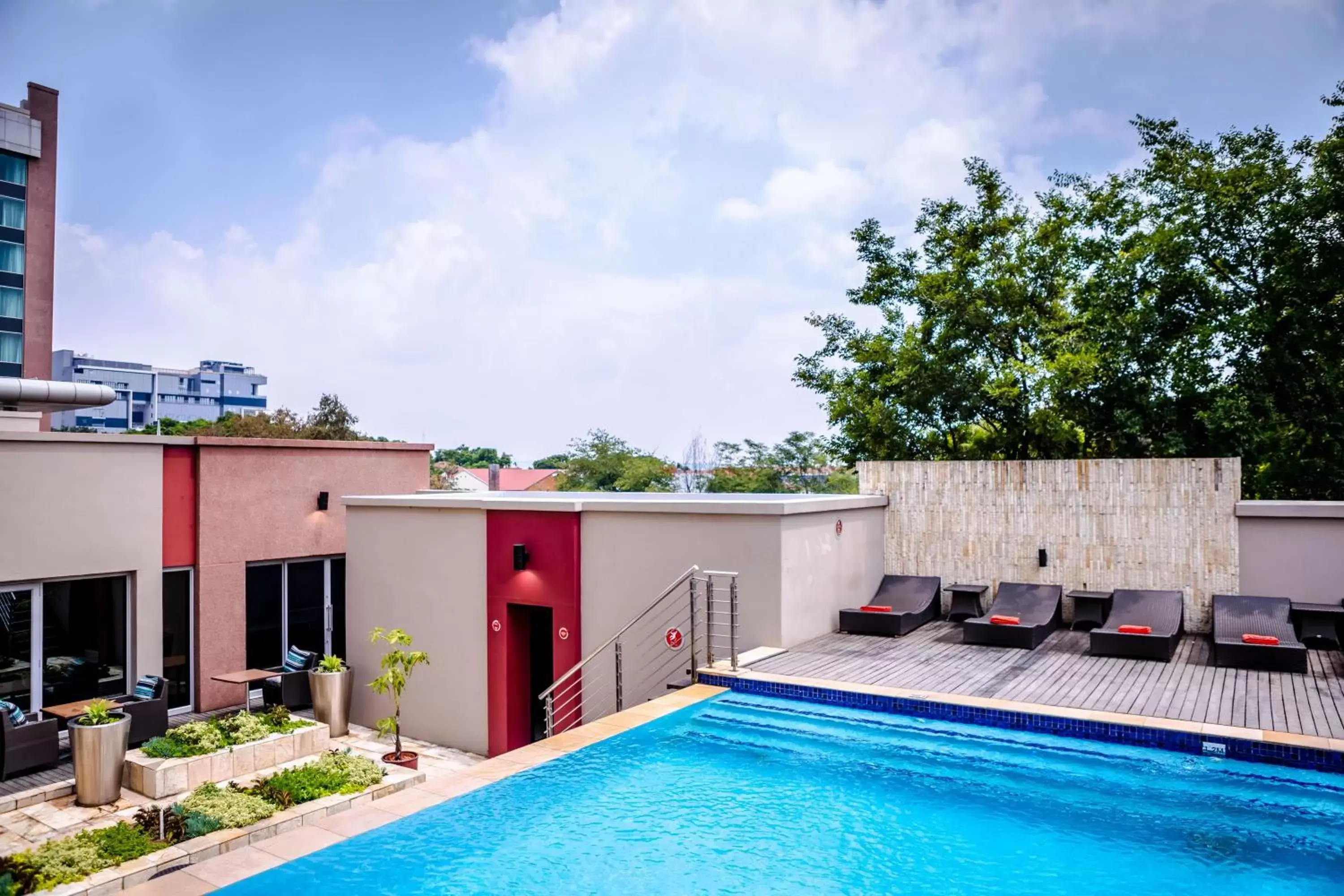 Property building, Swimming Pool in Southern Sun Rosebank