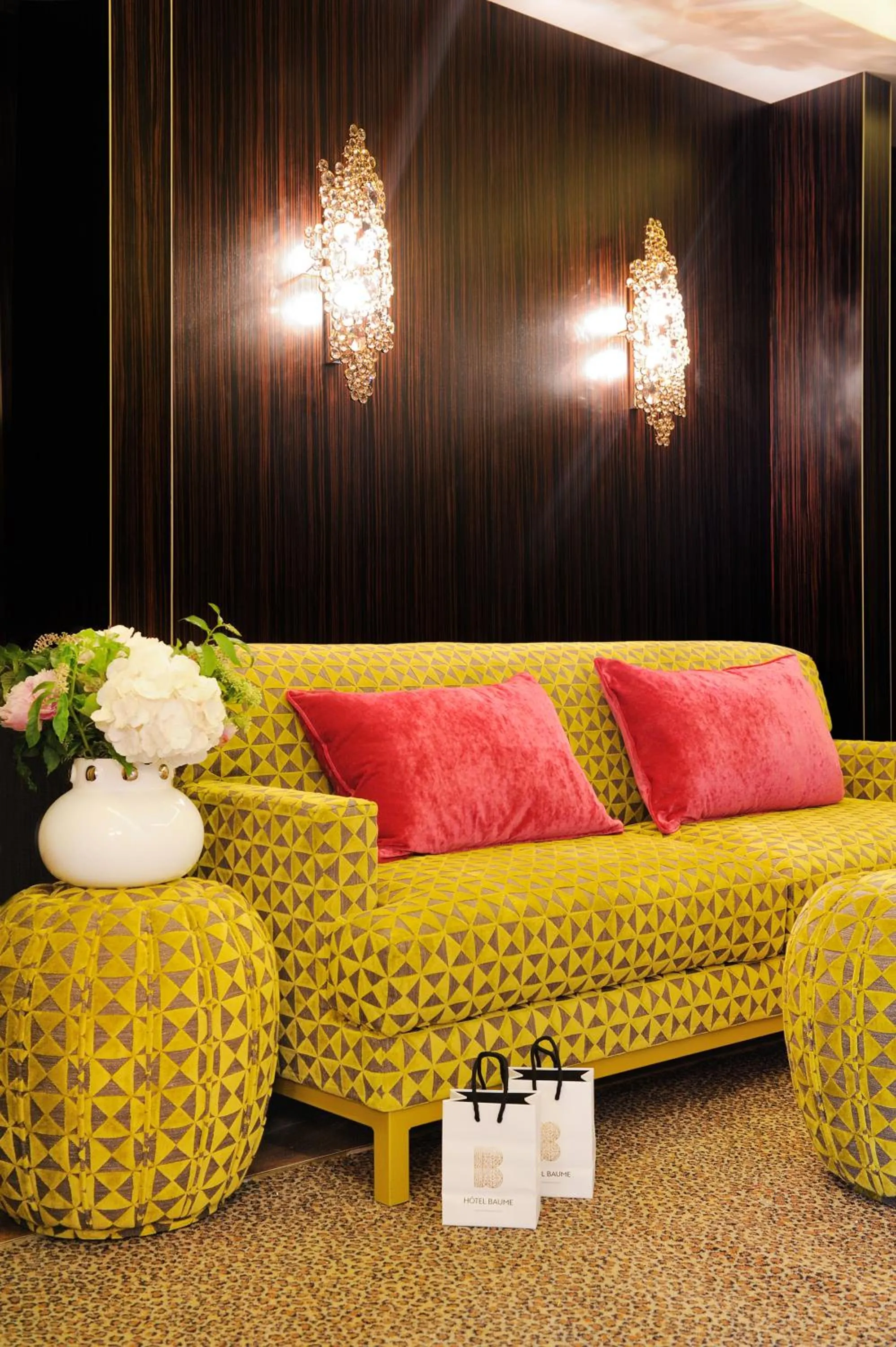 Decorative detail in Hôtel Baume