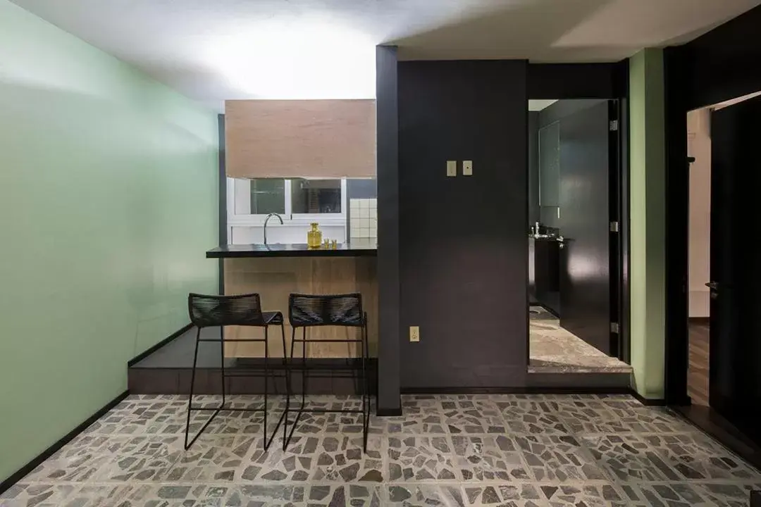 Dining area in Lusitania Suites