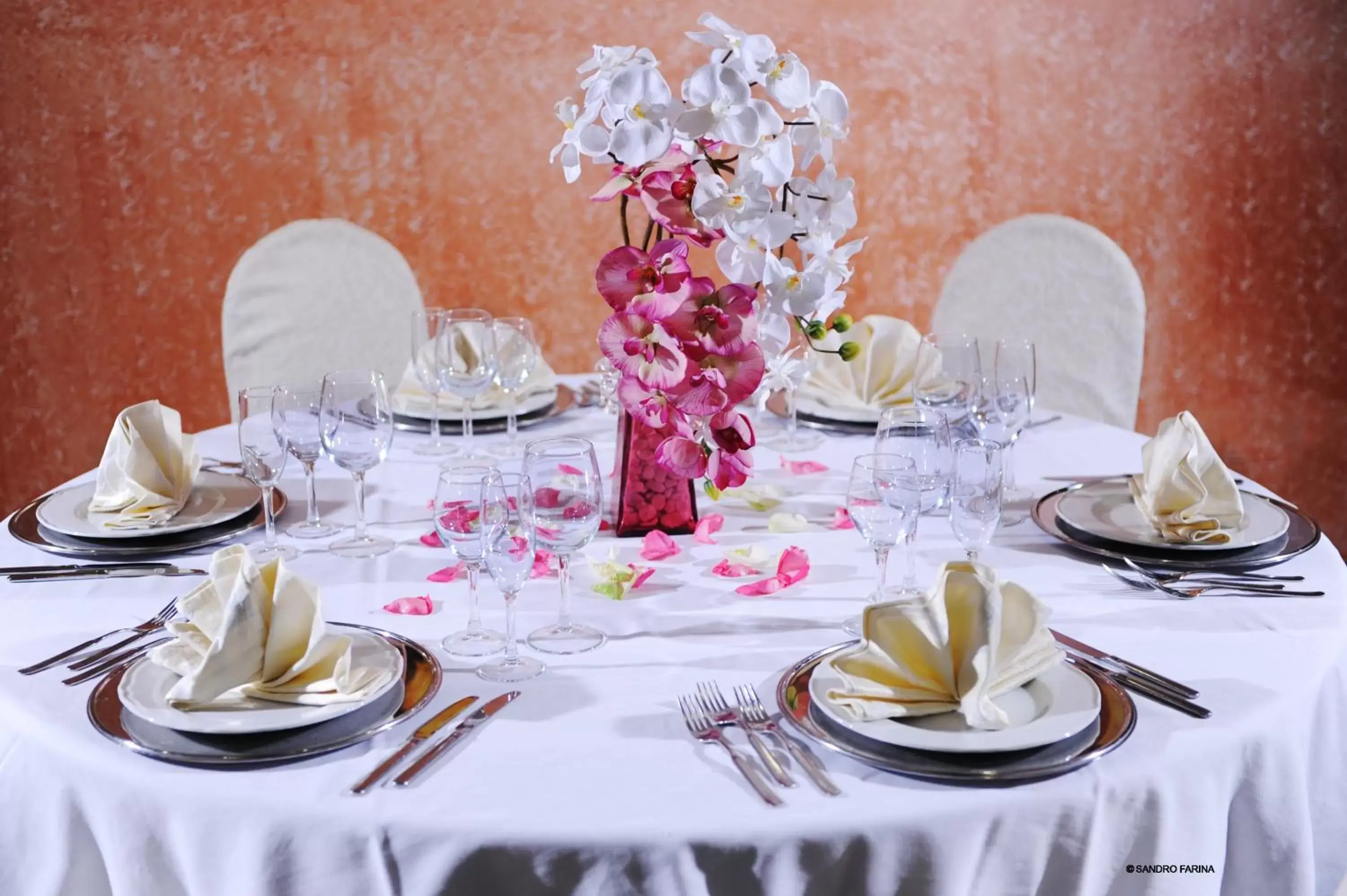 Restaurant/places to eat in Accord Le Rose Restaurant/places to eat in Accord Le Rose