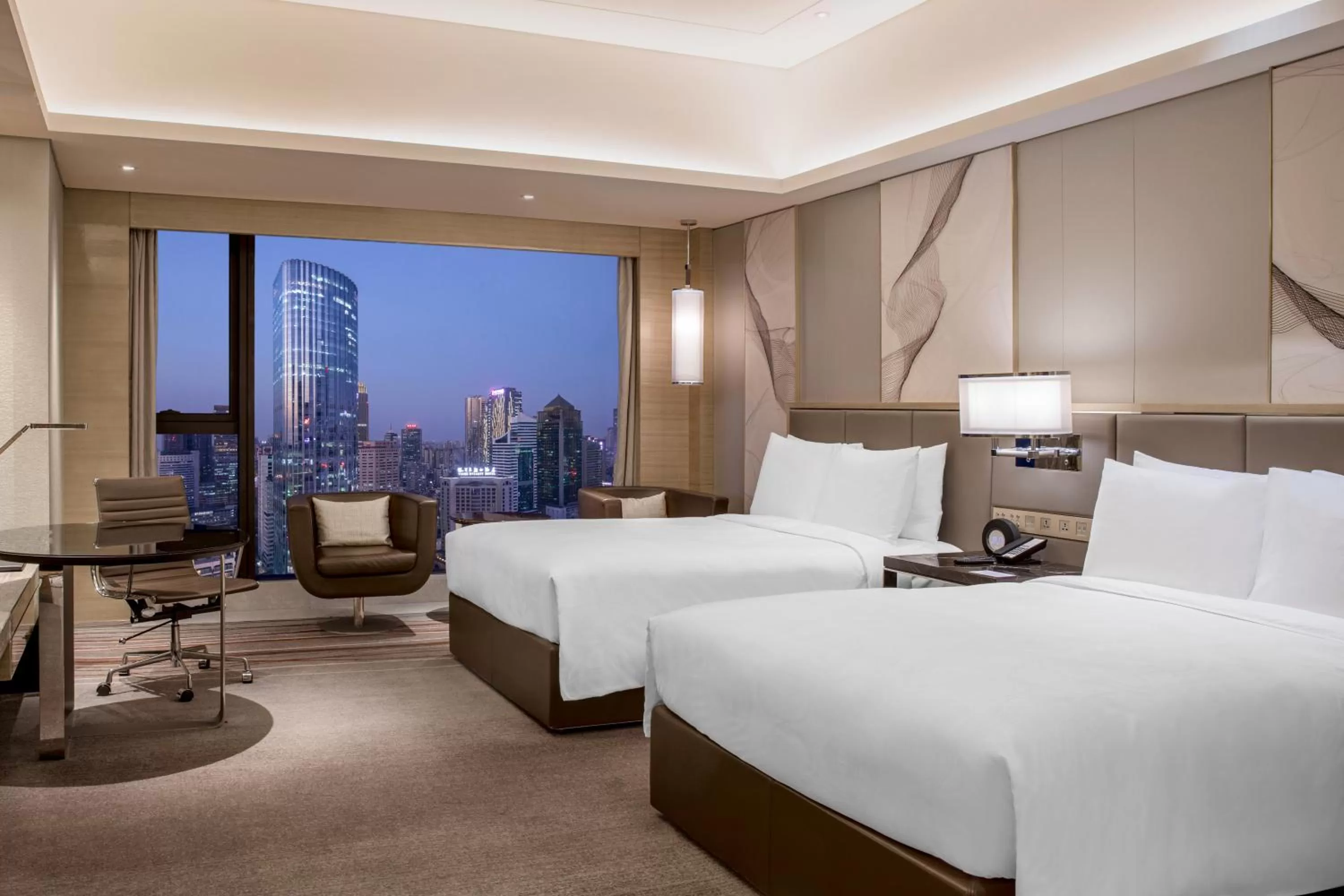 Photo of the whole room, Bed in JW Marriott Hotel Chengdu