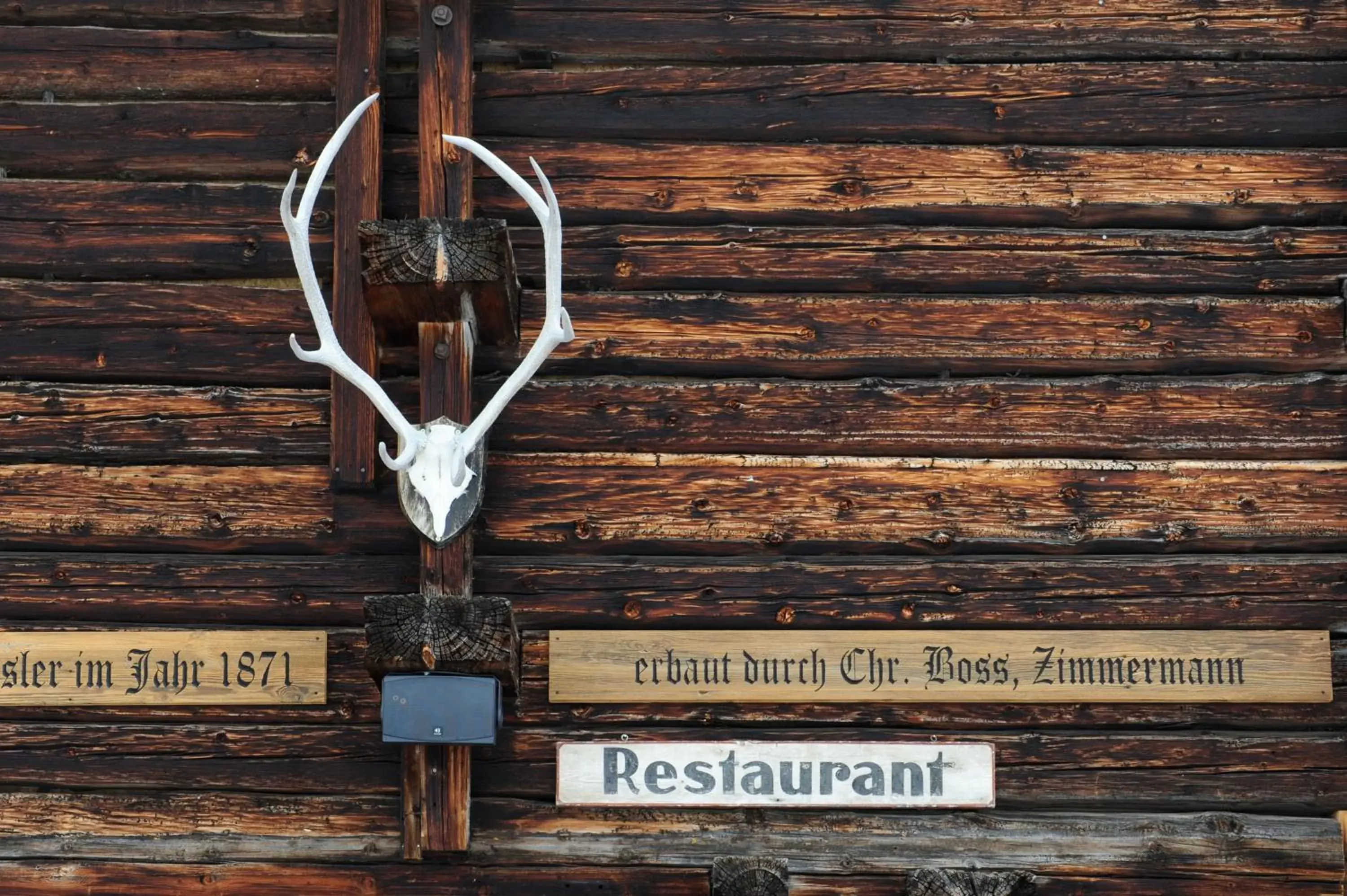 Restaurant/places to eat in Alpinhotel Bort