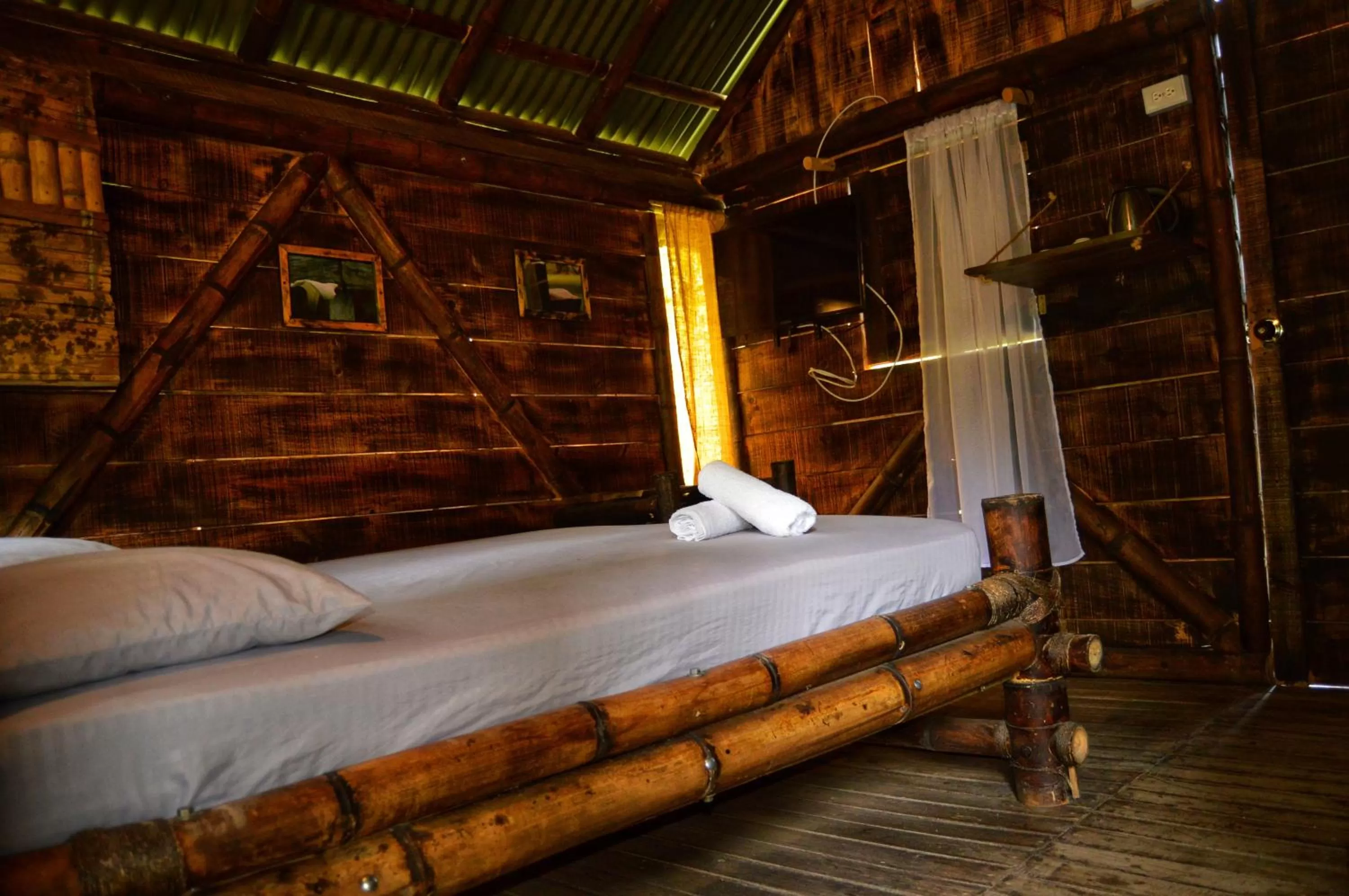 Bedroom, Bed in Cabañas Rústicas El Viejo Tambo By Rotamundos
