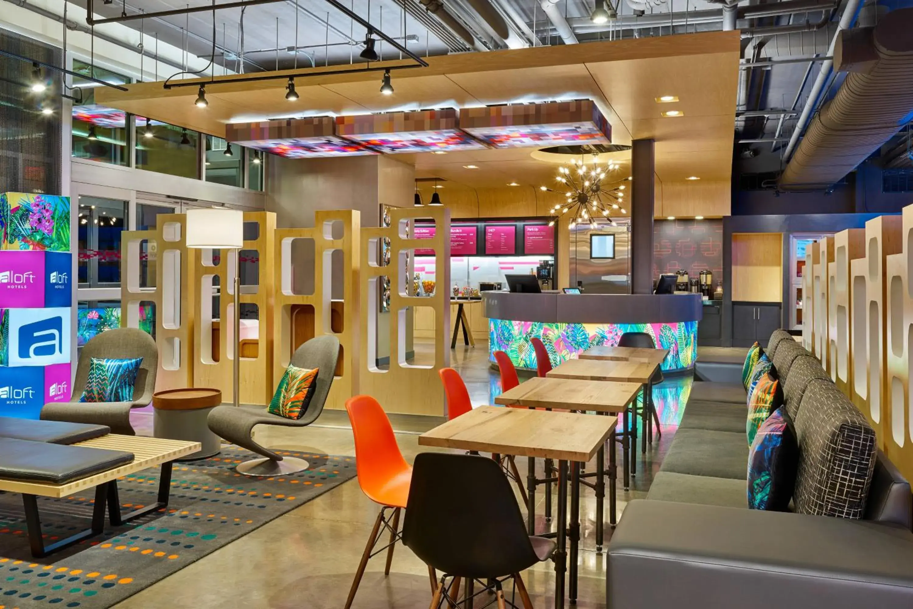 Lobby or reception, Restaurant/Places to Eat in Aloft Austin Northwest