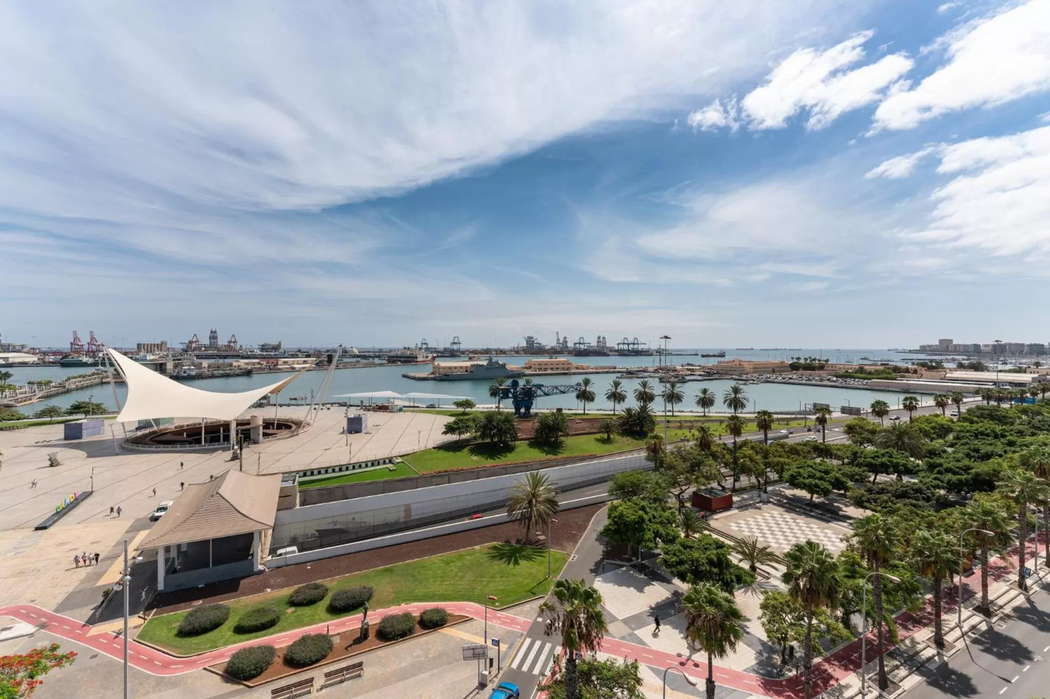 City view in Hotel LIVVO Lumm