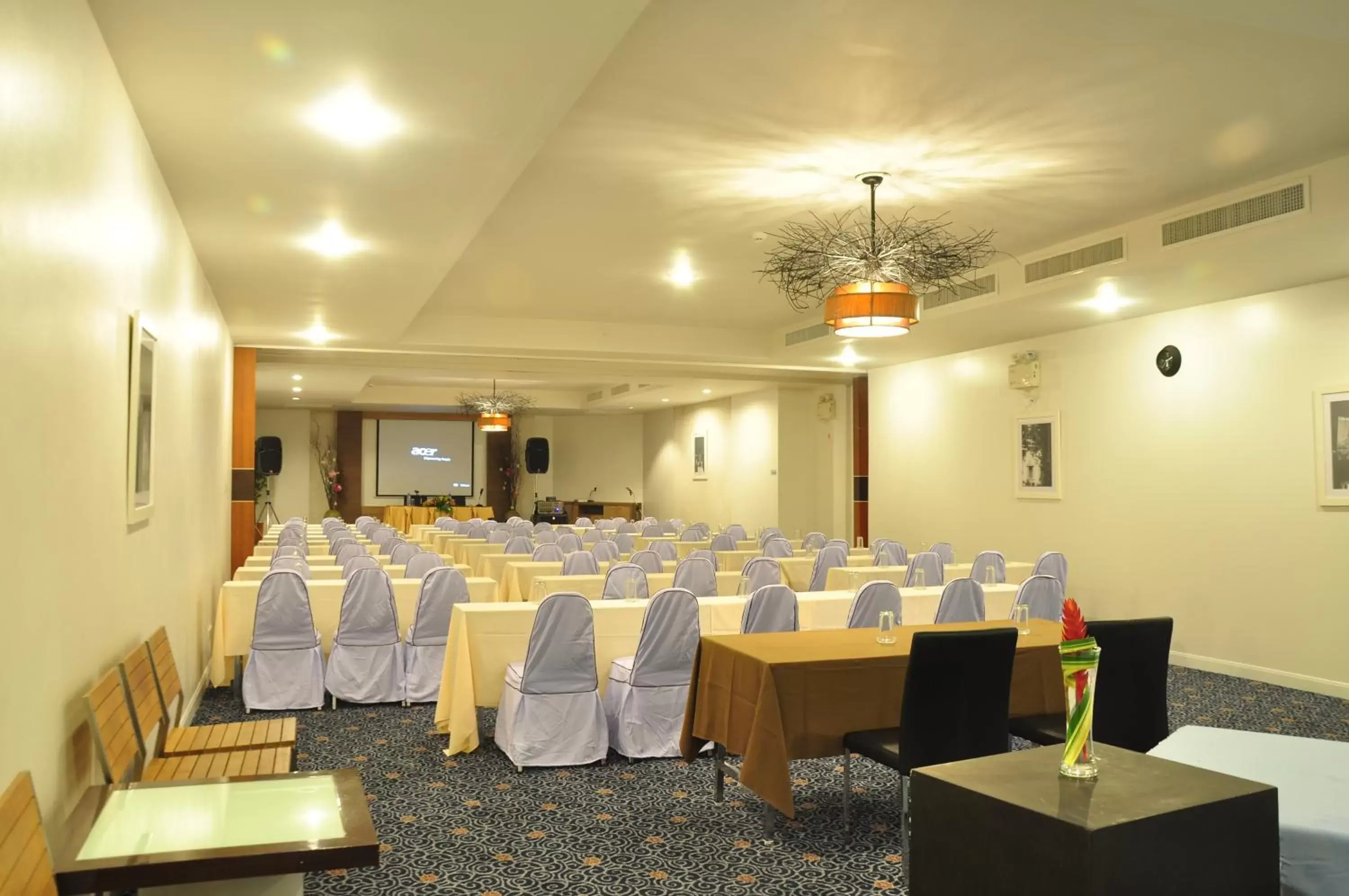 Banquet/Function facilities, Banquet Facilities in Flipper House Hotel - SHA Extra Plus