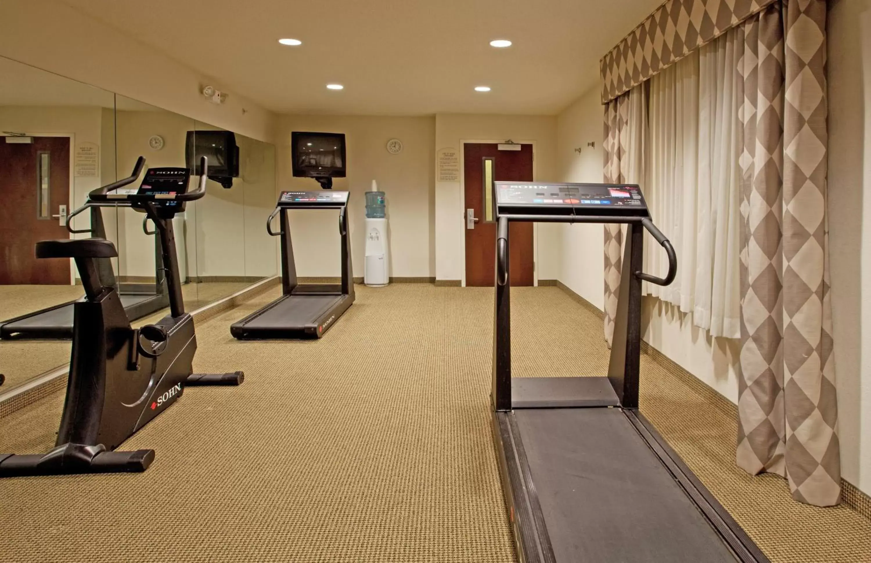 Fitness centre/facilities, Fitness Center/Facilities in Holiday Inn Express Hotel & Suites Mebane, an IHG Hotel