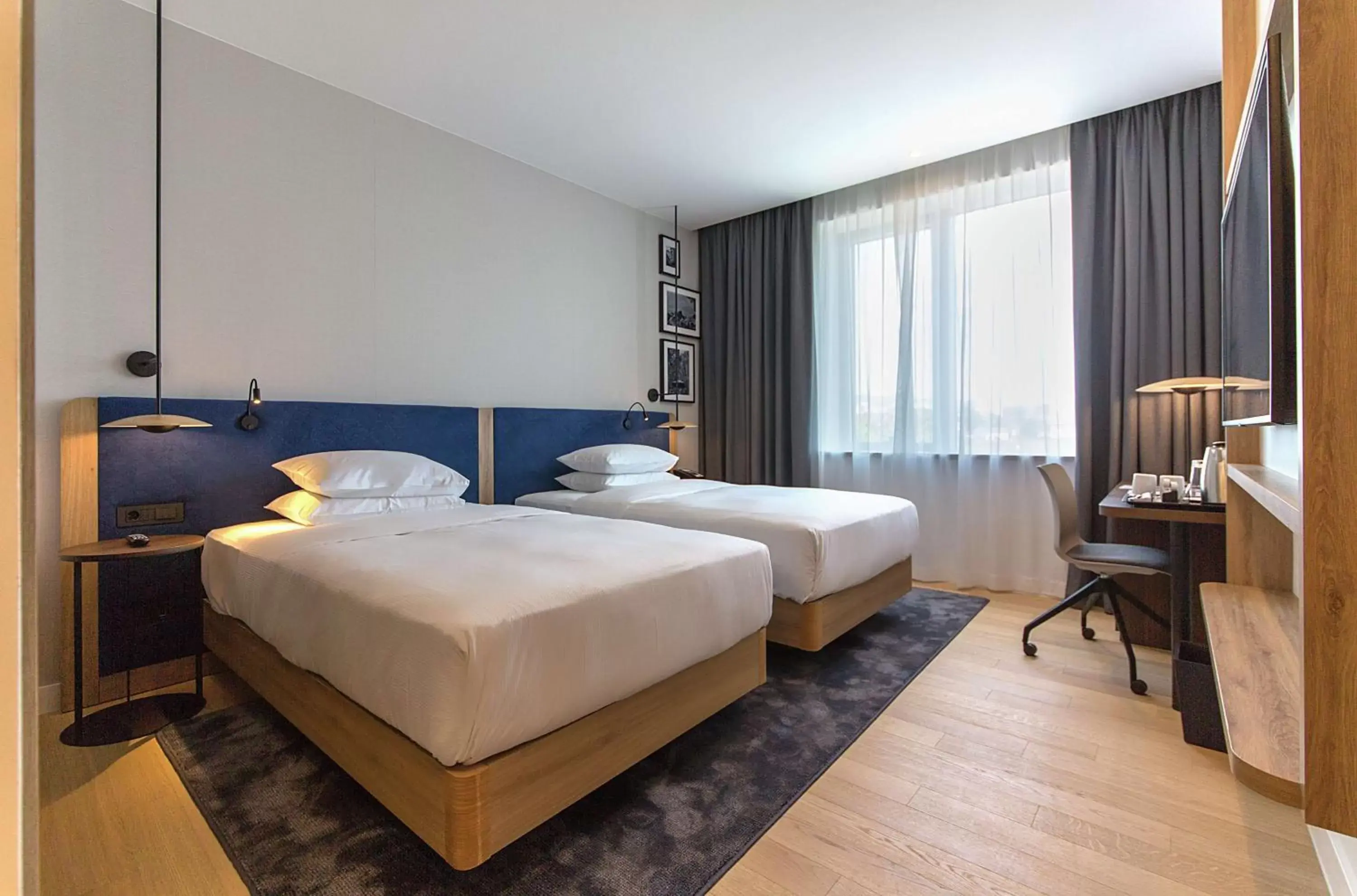 Bedroom, Bed in Hilton Garden Inn Zagreb - Radnička