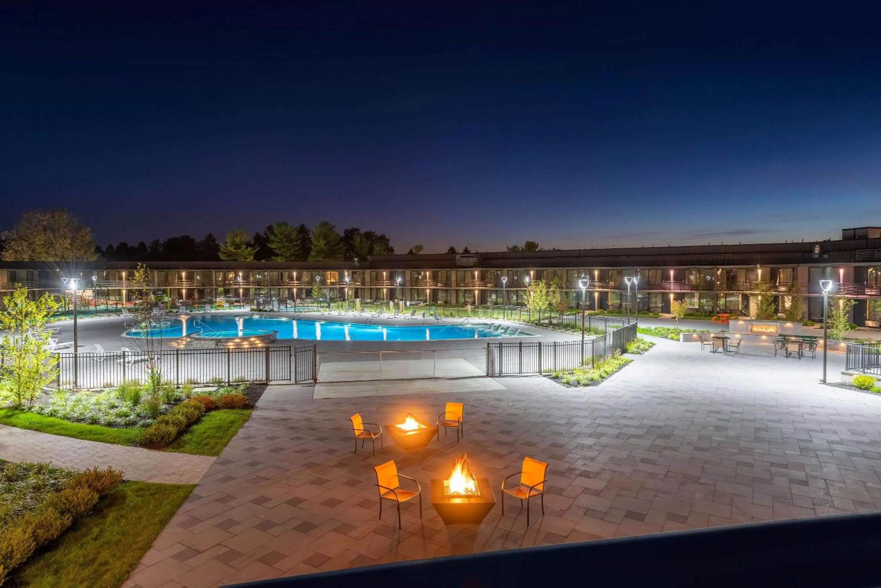 Night in Wyndham Lancaster Resort and Convention Center