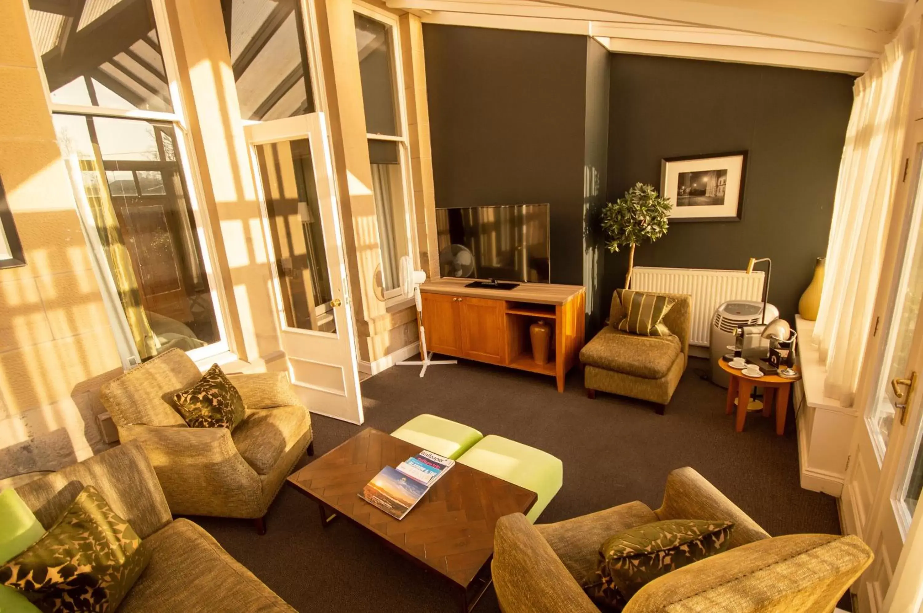 Living room in One Devonshire Gardens a Hotel Du Vin