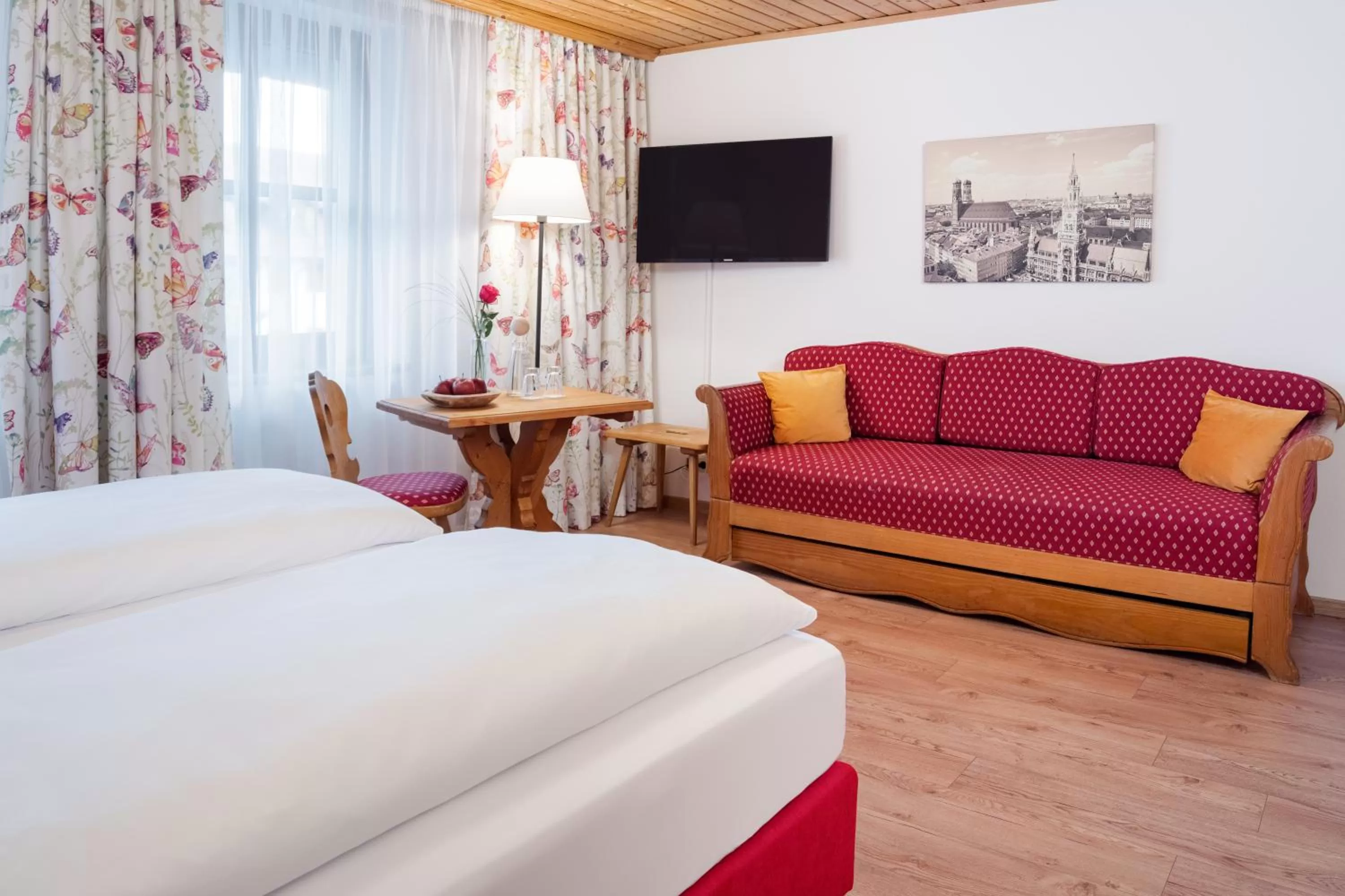 TV and multimedia, Bed in Hotel Obermaier