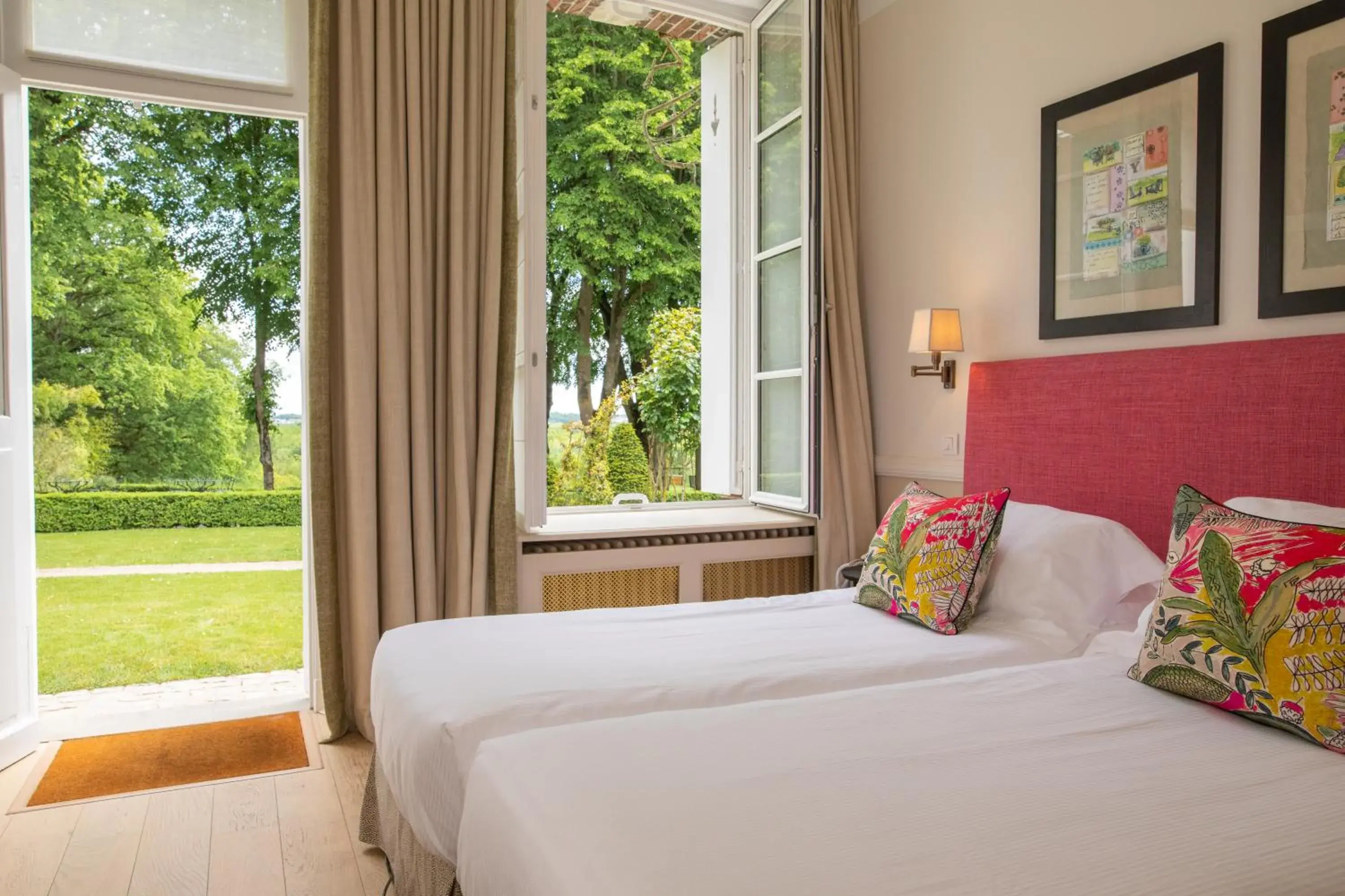 Bedroom, Bed in Domaine de la Tortinière