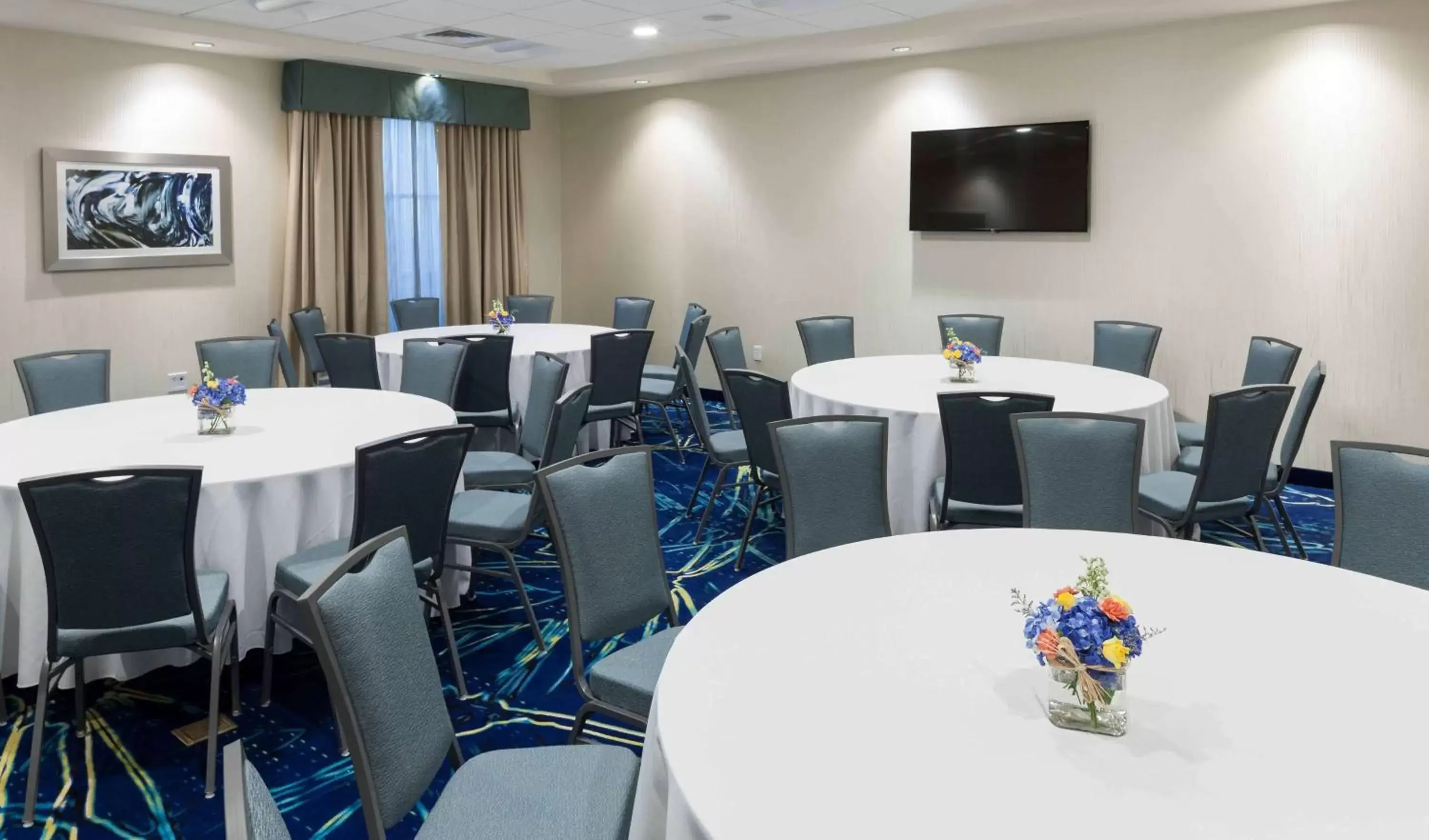 Meeting/conference room, Restaurant/Places to Eat in Homewood Suites by Hilton Cape Canaveral-Cocoa Beach