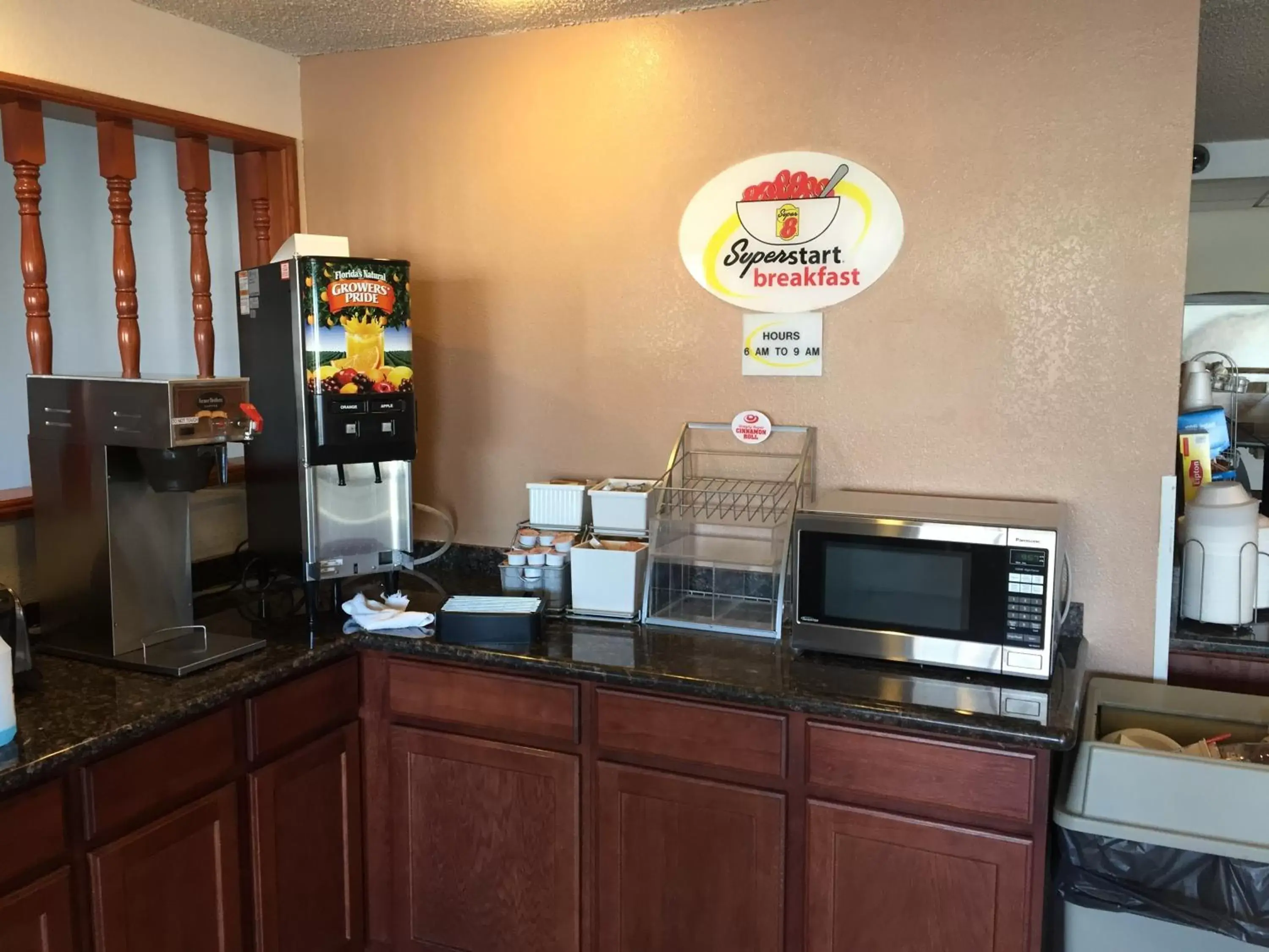 Restaurant/places to eat in Super 8 by Wyndham Winnemucca NV