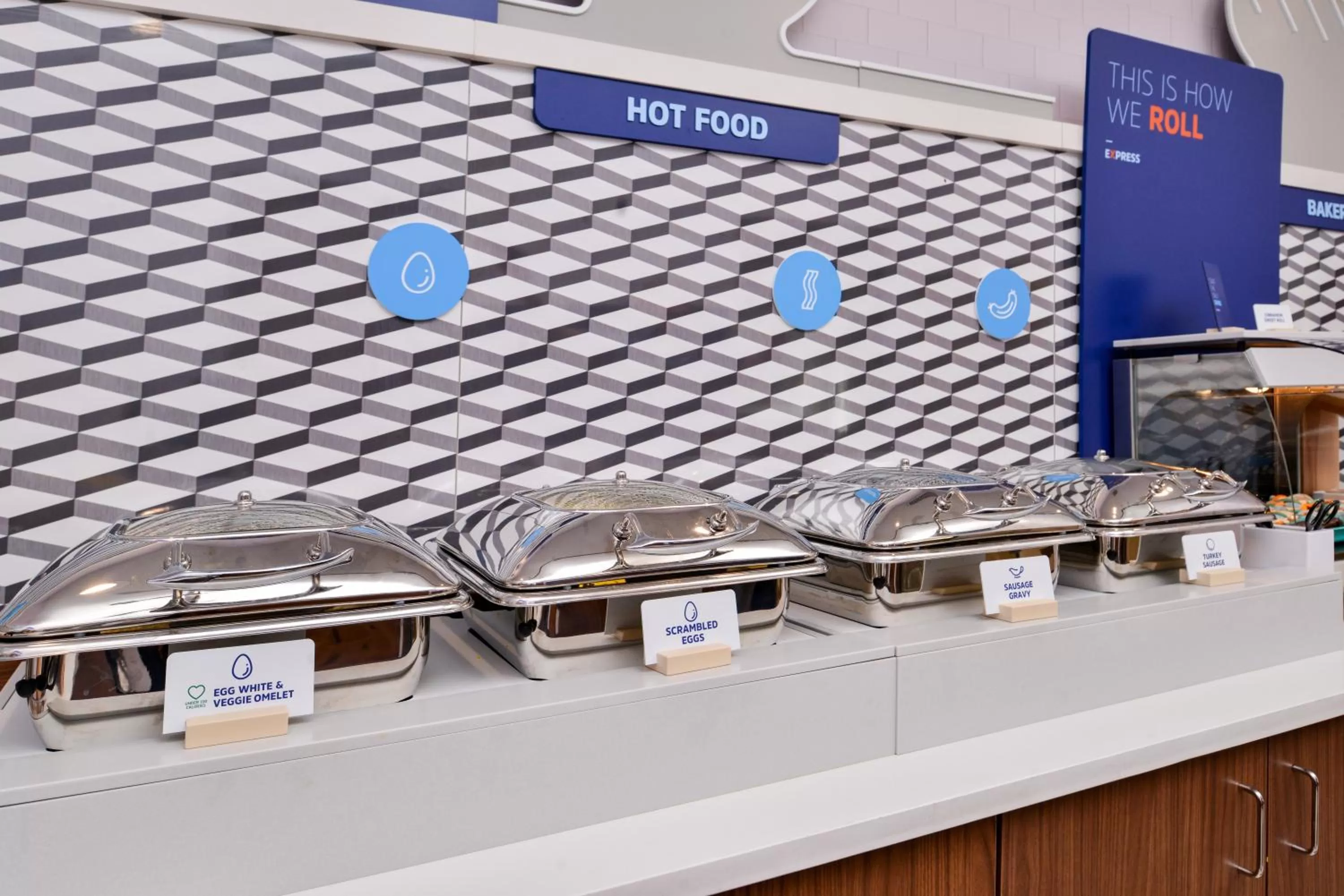 Breakfast in Holiday Inn Express Hotel & Suites Cincinnati - Mason by IHG