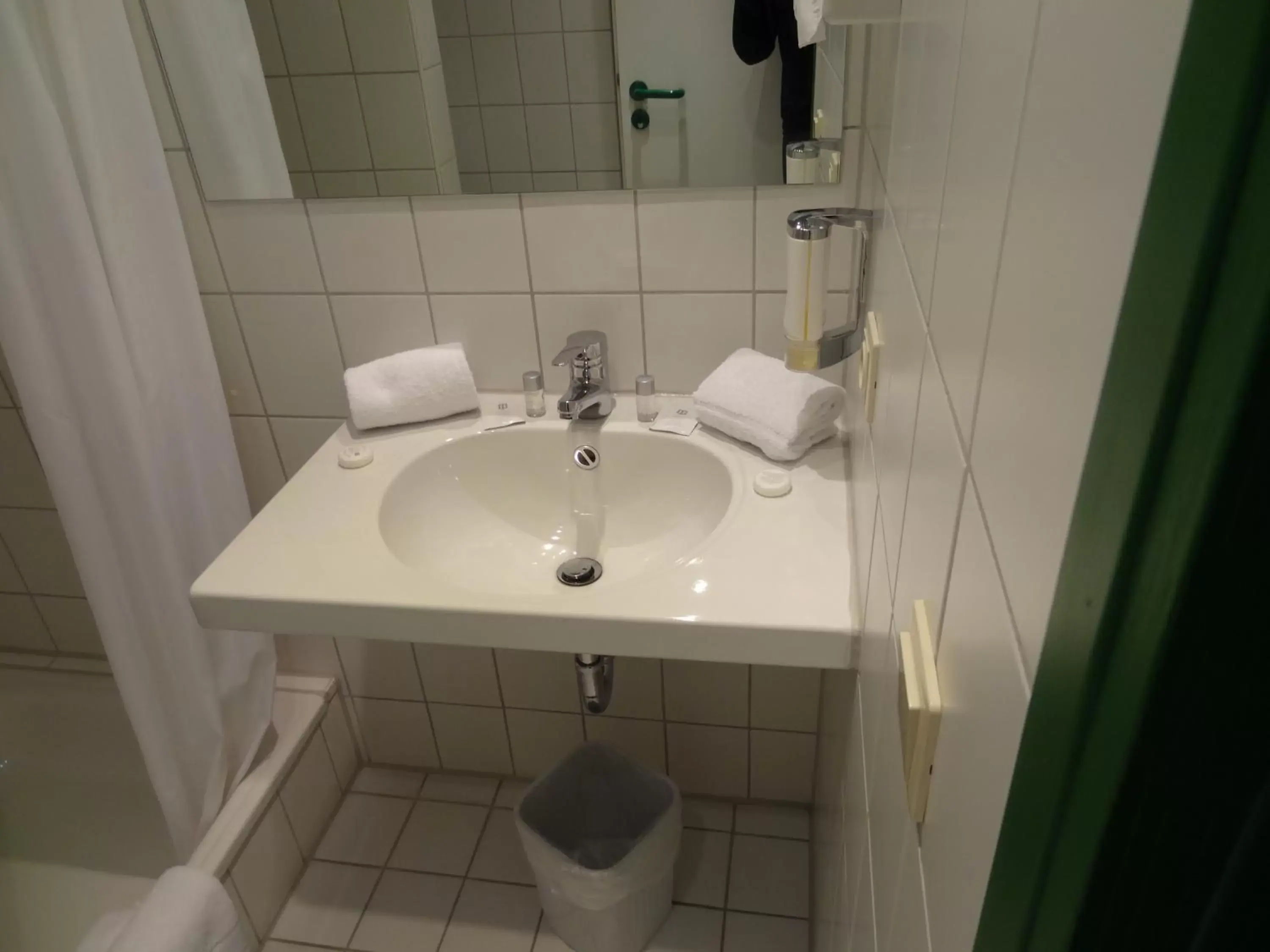 Bathroom in PLAZA INN Mühldorf