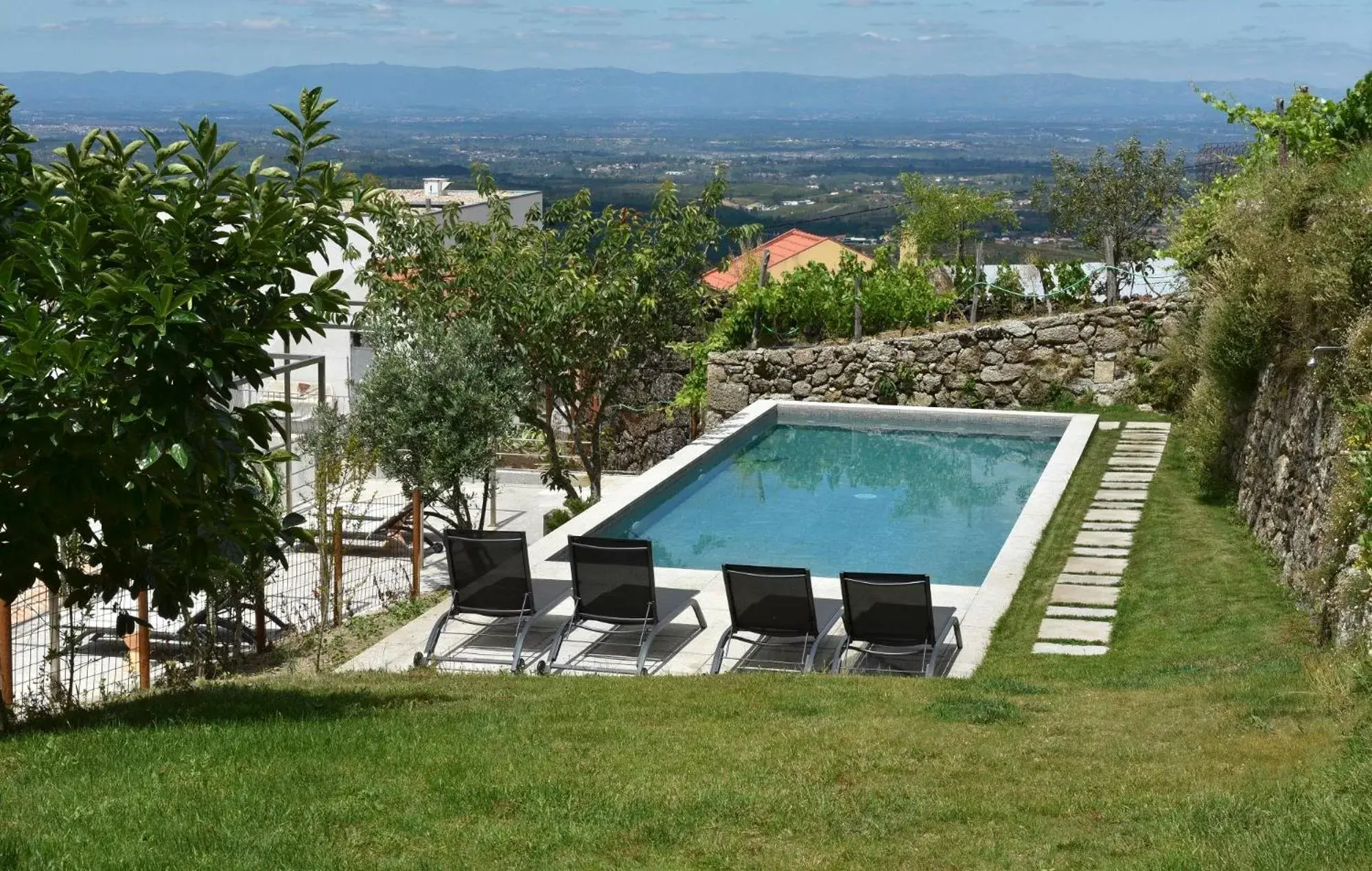 Garden, Swimming Pool in Casas Da Lapa, Nature & Spa Hotel