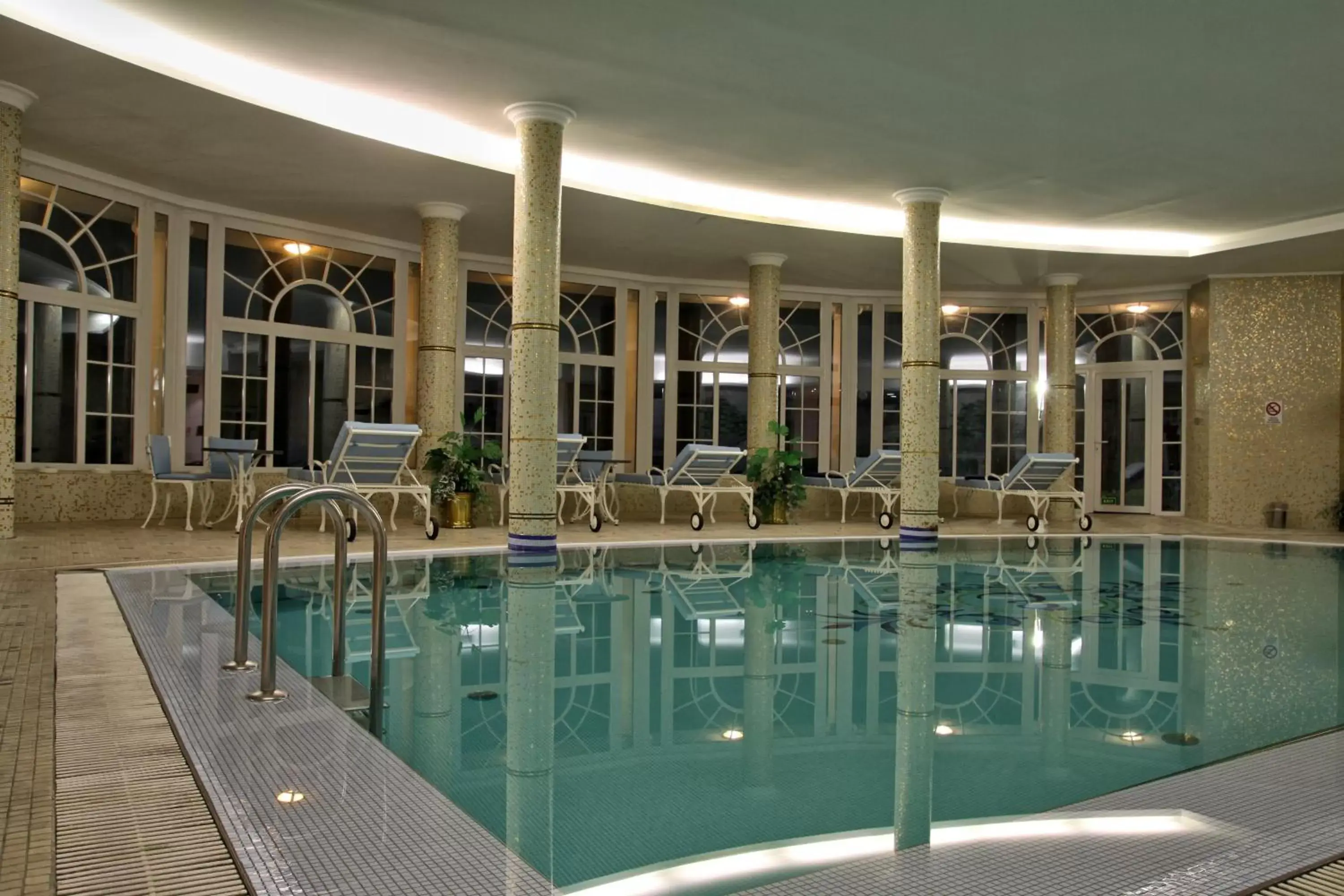 Swimming Pool in Esplanade Spa and Golf Resort