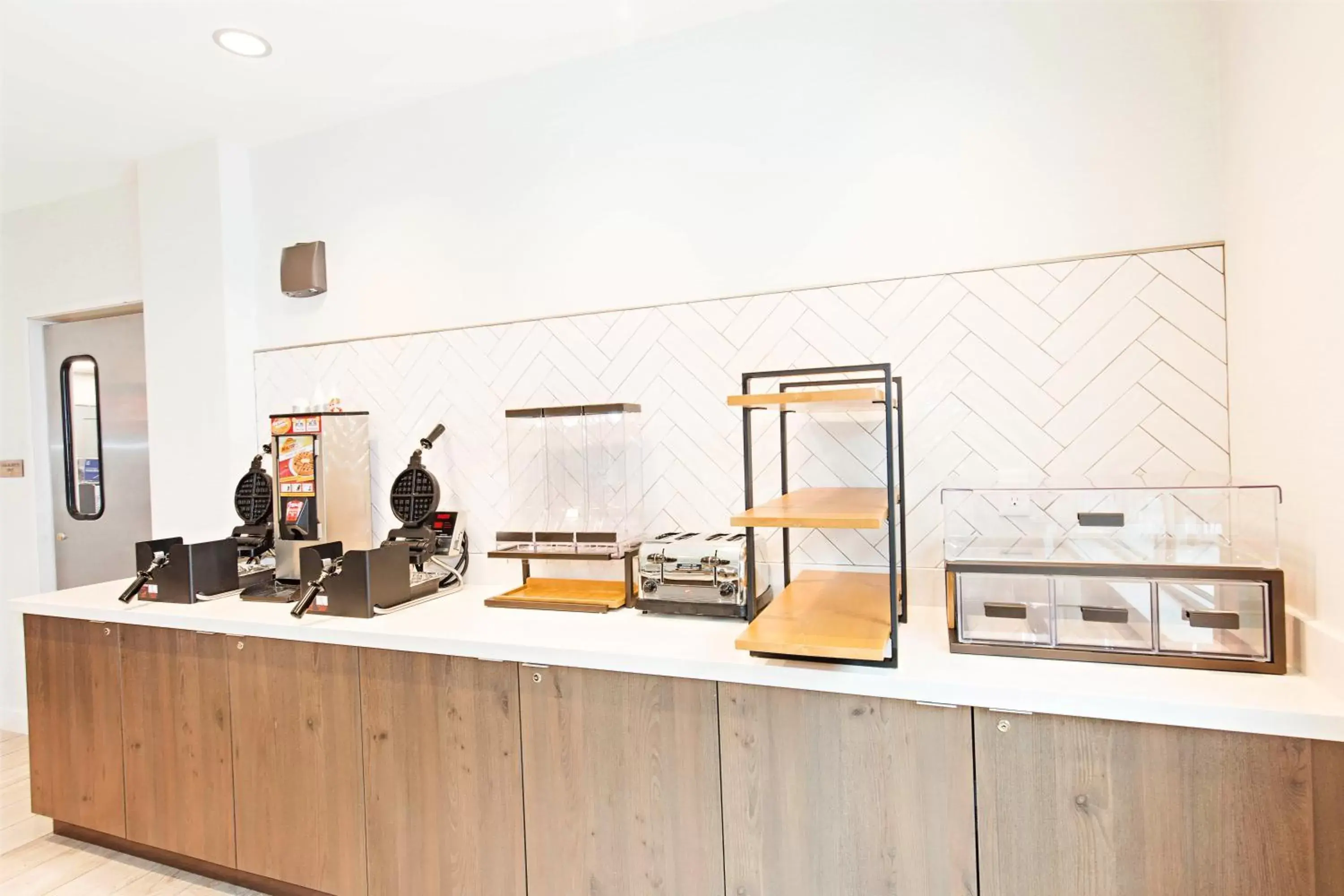 Breakfast in Staybridge Suites - Denver North - Thornton by IHG Breakfast in Staybridge Suites - Denver North - Thornton by IHG