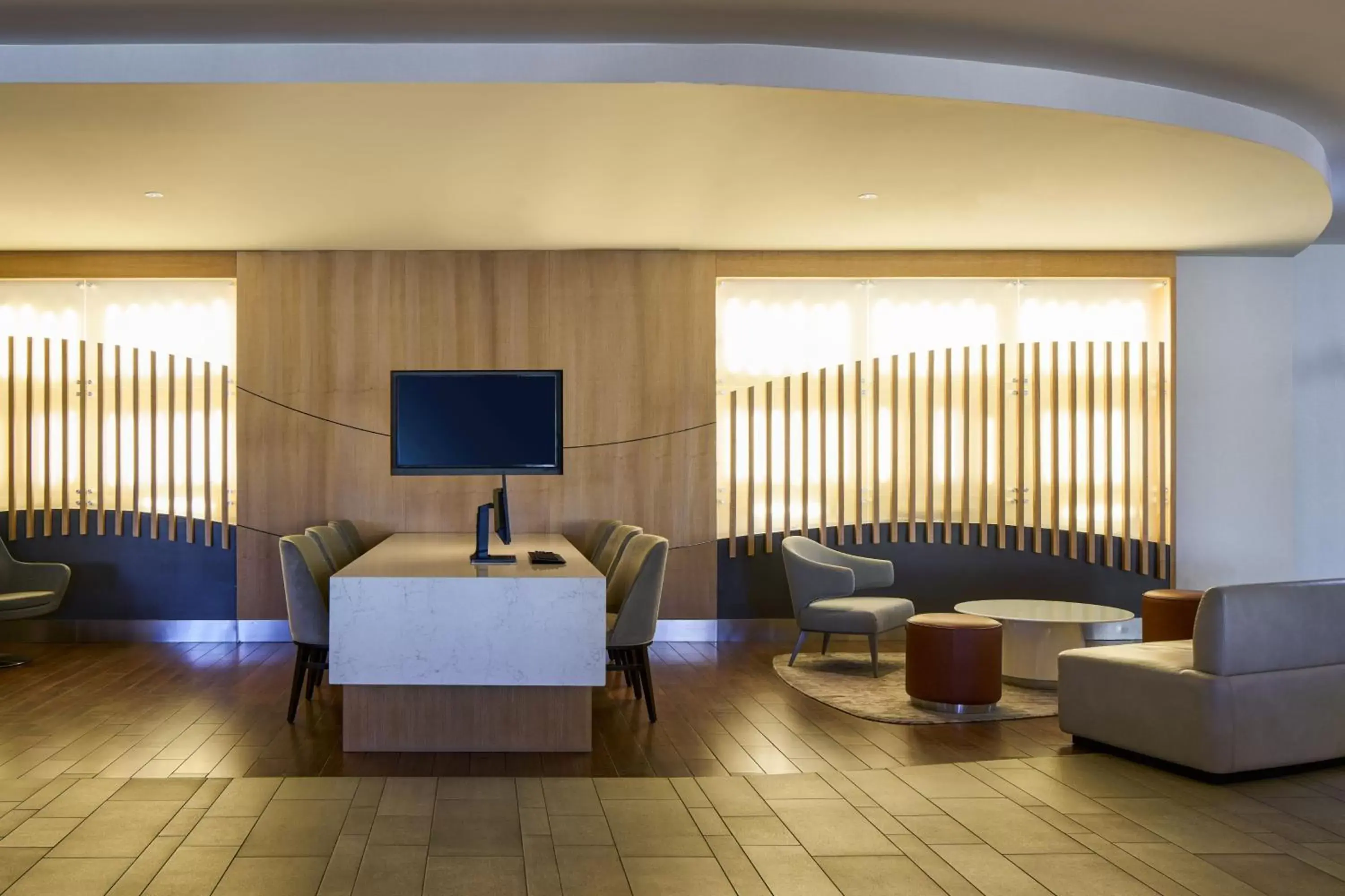 Lobby or reception in Washington Dulles Airport Marriott