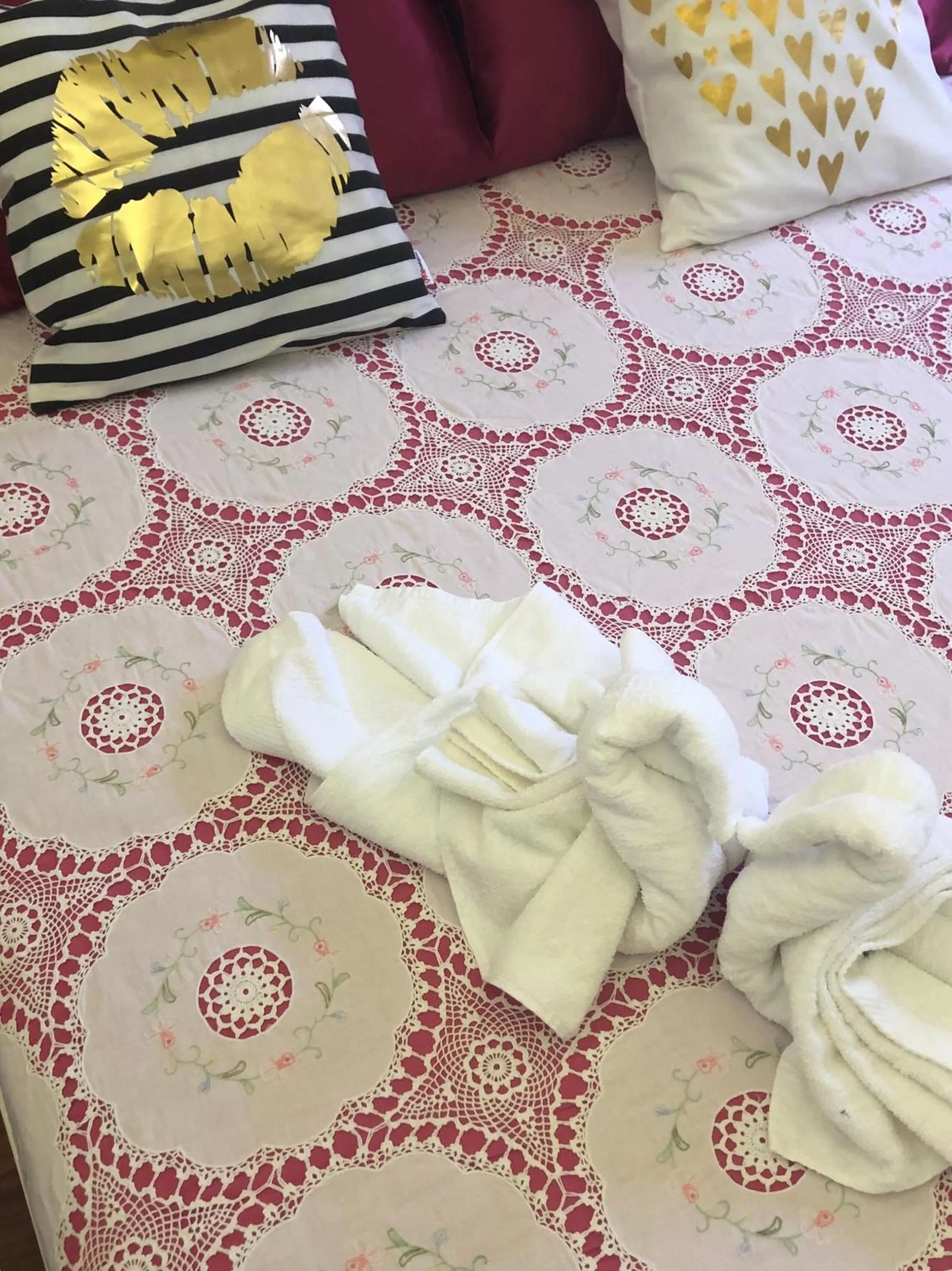 Decorative detail, Bed in RarityArt GuestHouse