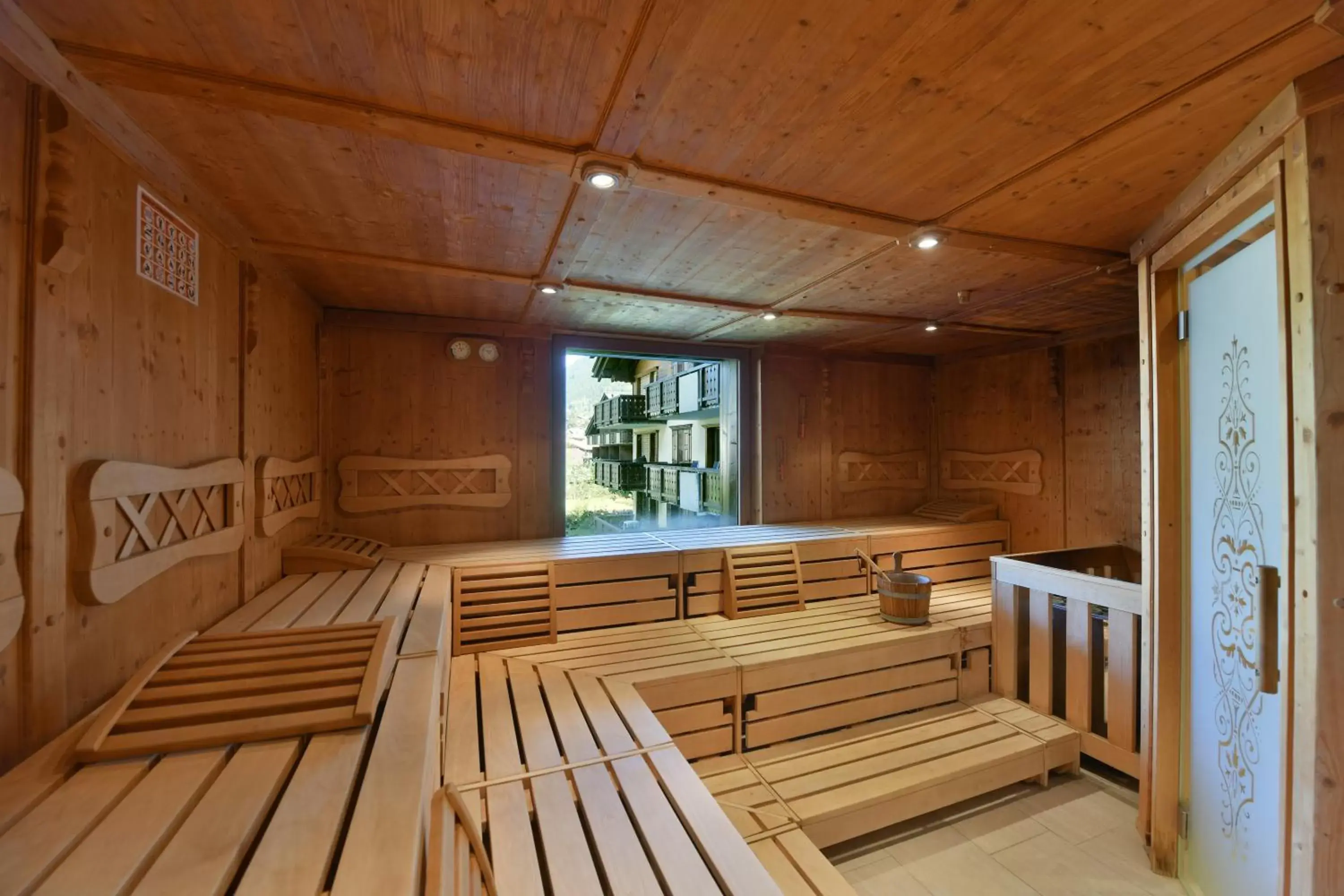 Sauna in Silvretta Parkhotel