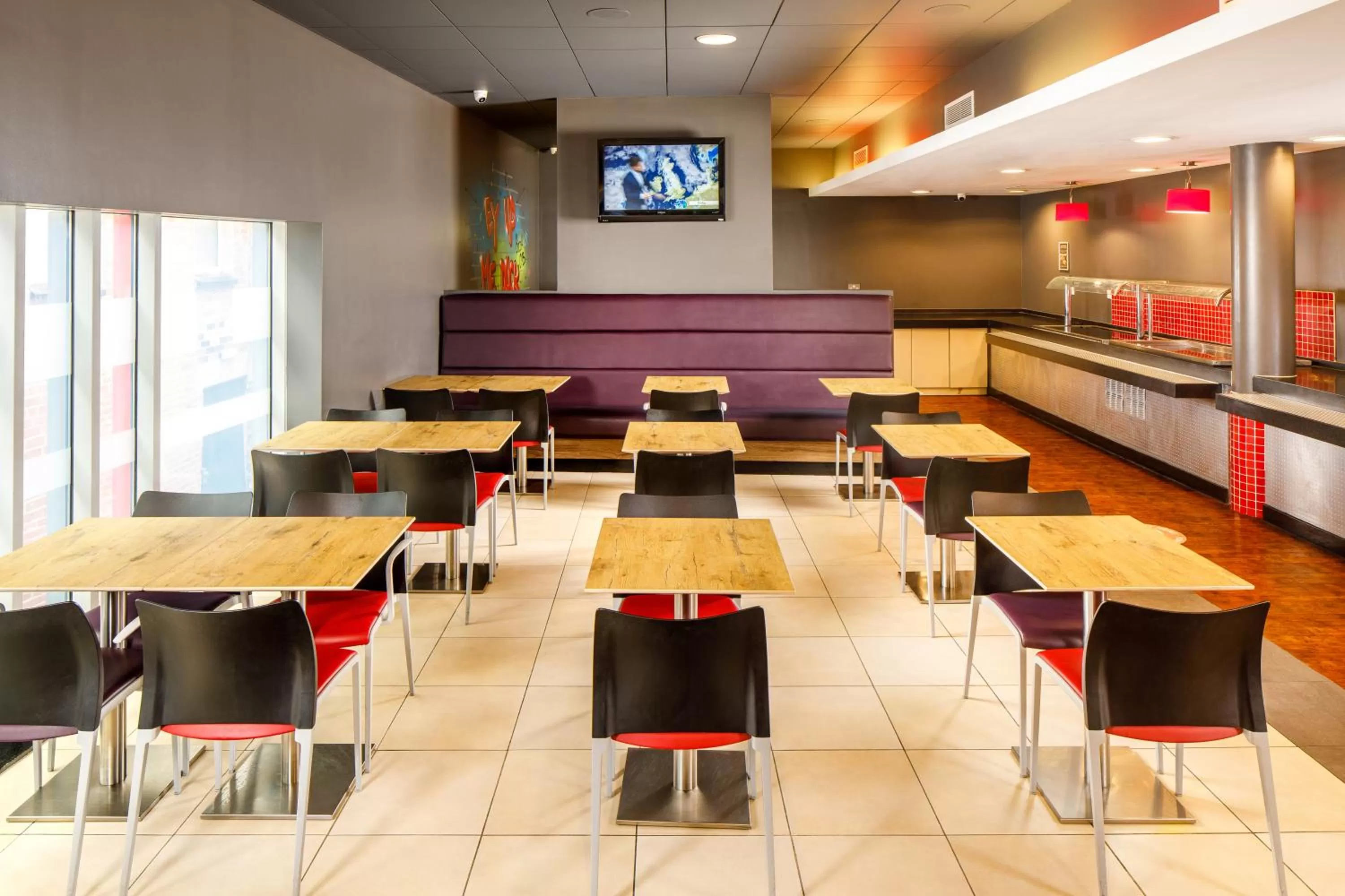 Restaurant/places to eat in ibis Nottingham Centre