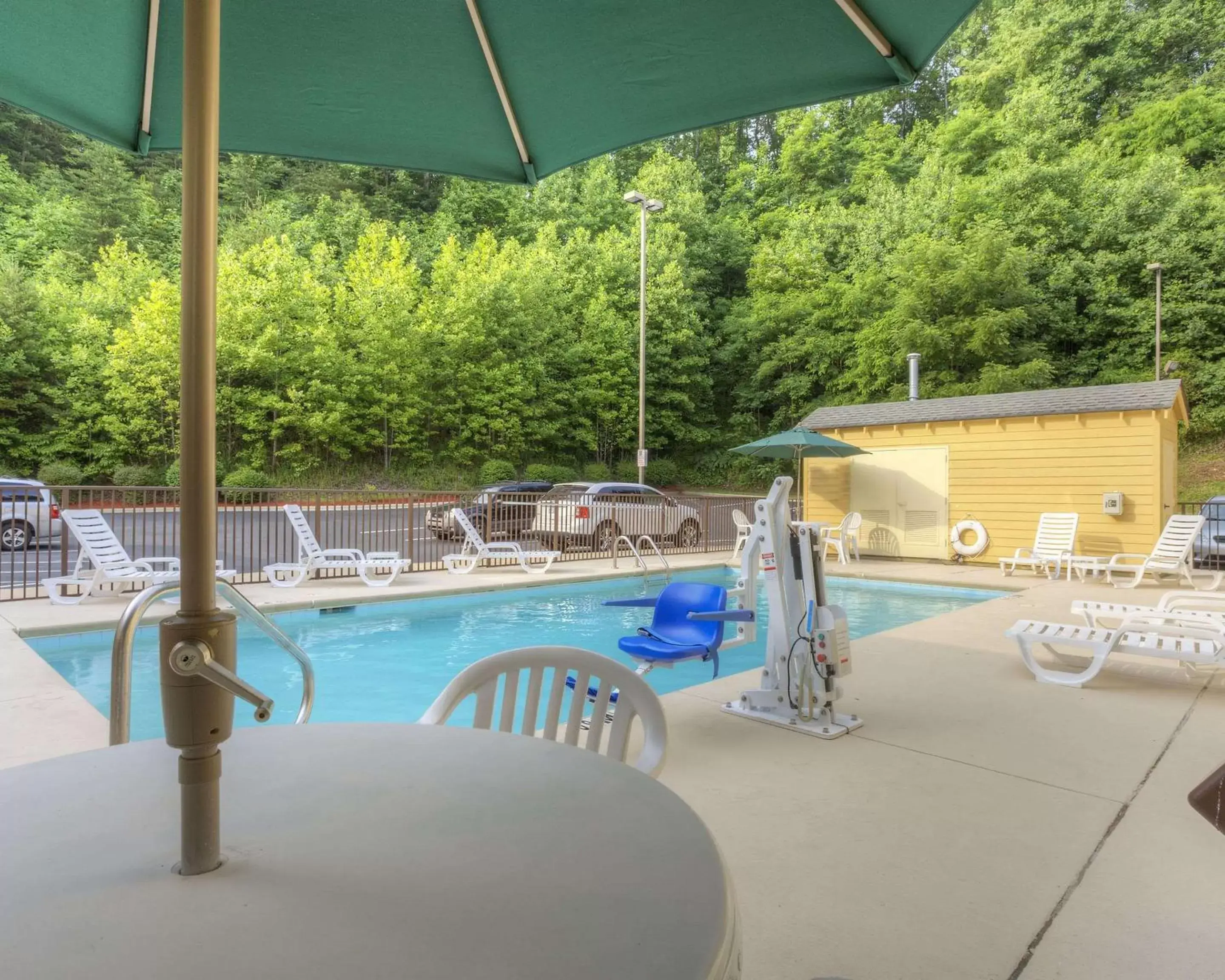 Activities, Swimming Pool in Sleep Inn Bryson City Cherokee