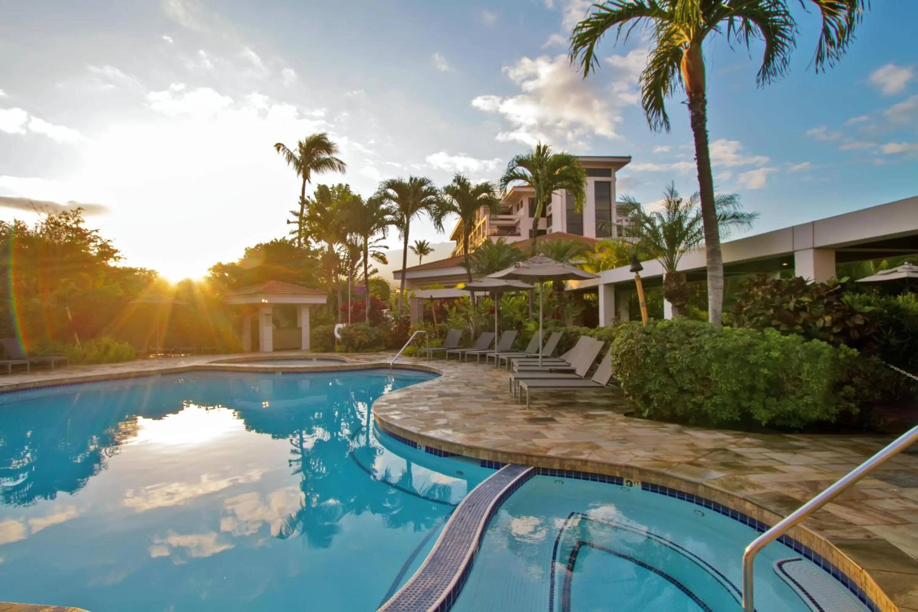Swimming pool in Maui Coast Hotel