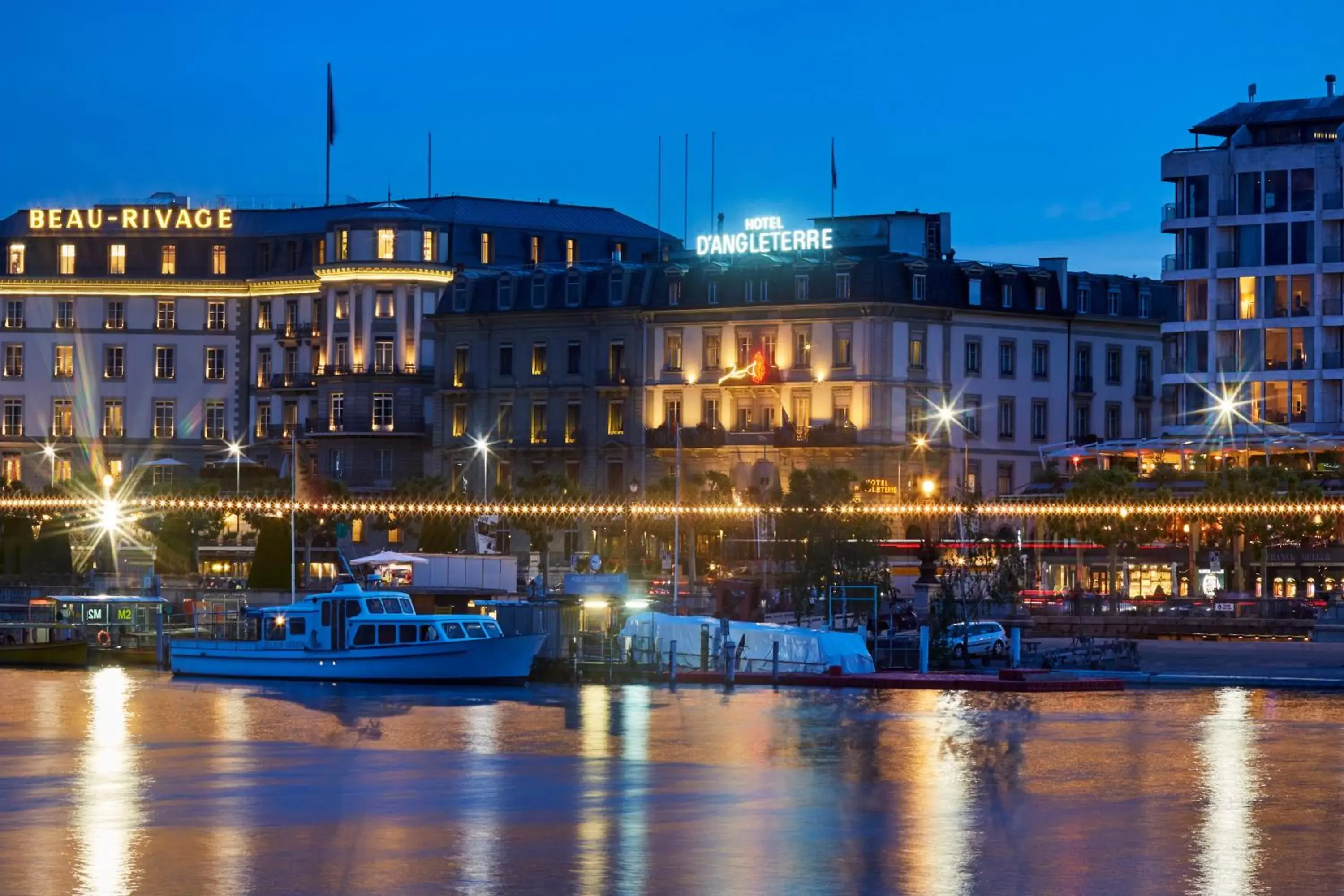 Facade/entrance, Property Building in Hotel d'Angleterre