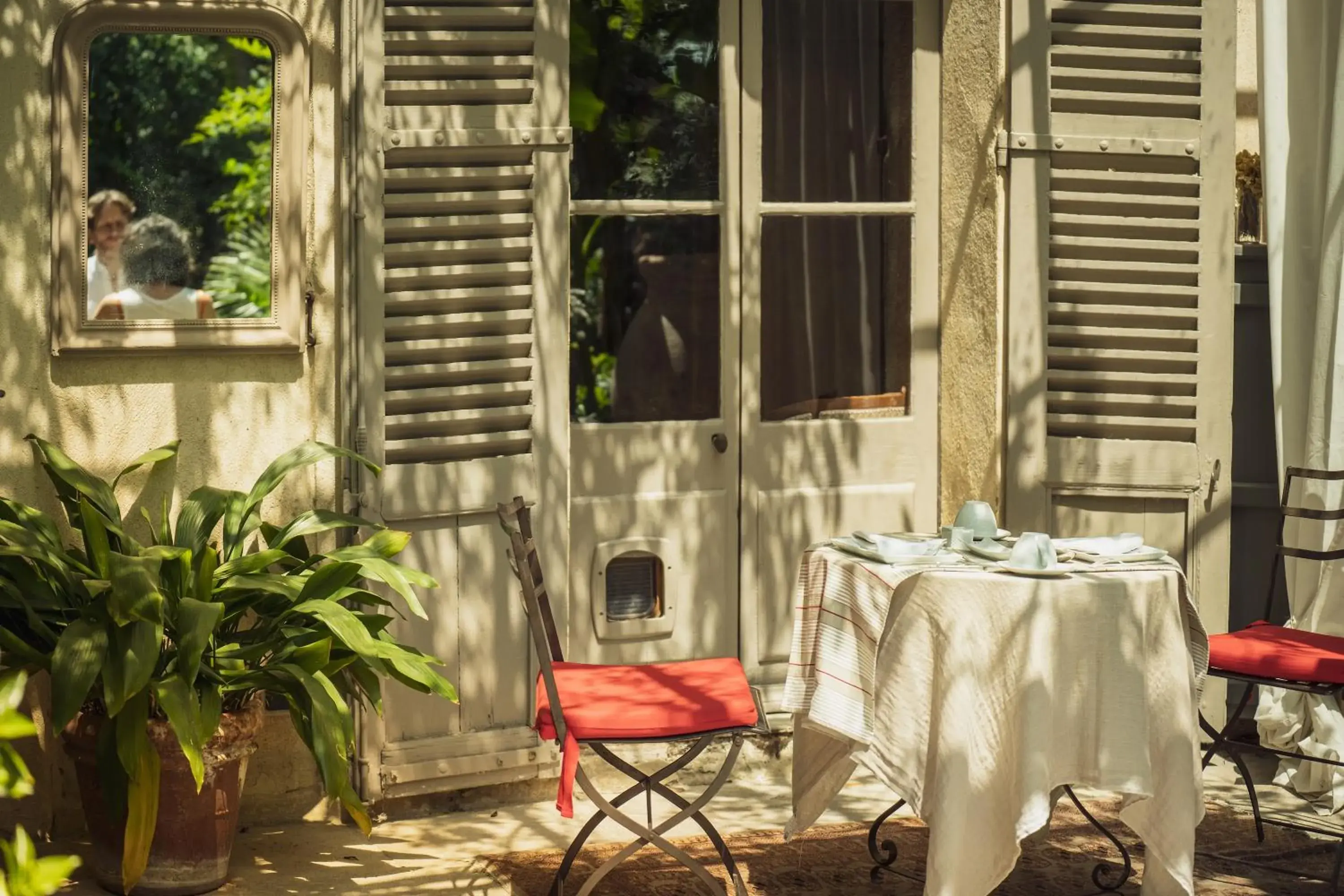 Patio, Restaurant/Places to Eat in Les Jardins de Baracane