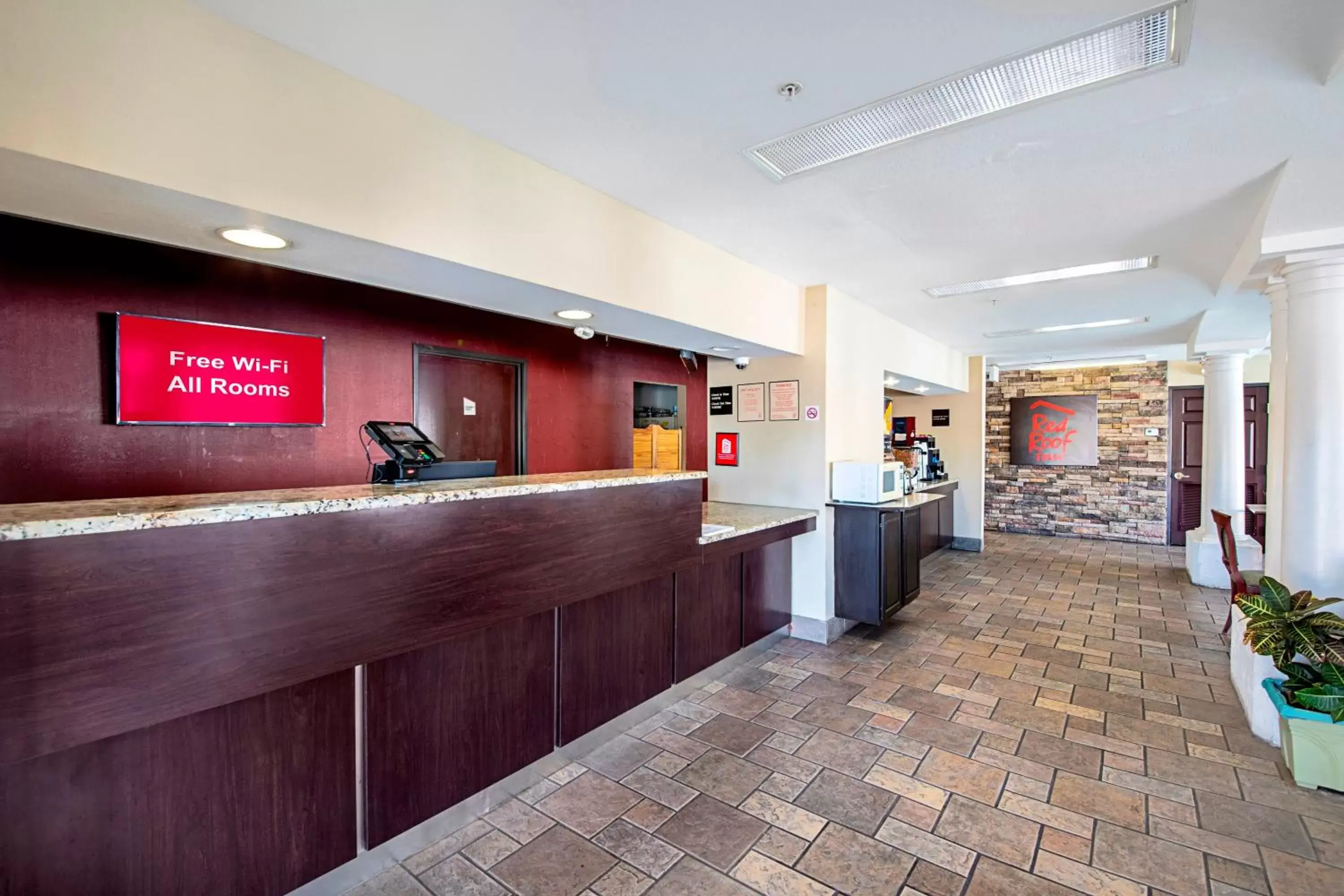 Lobby or reception in Red Roof Inn San Marcos Lobby or reception in Red Roof Inn San Marcos