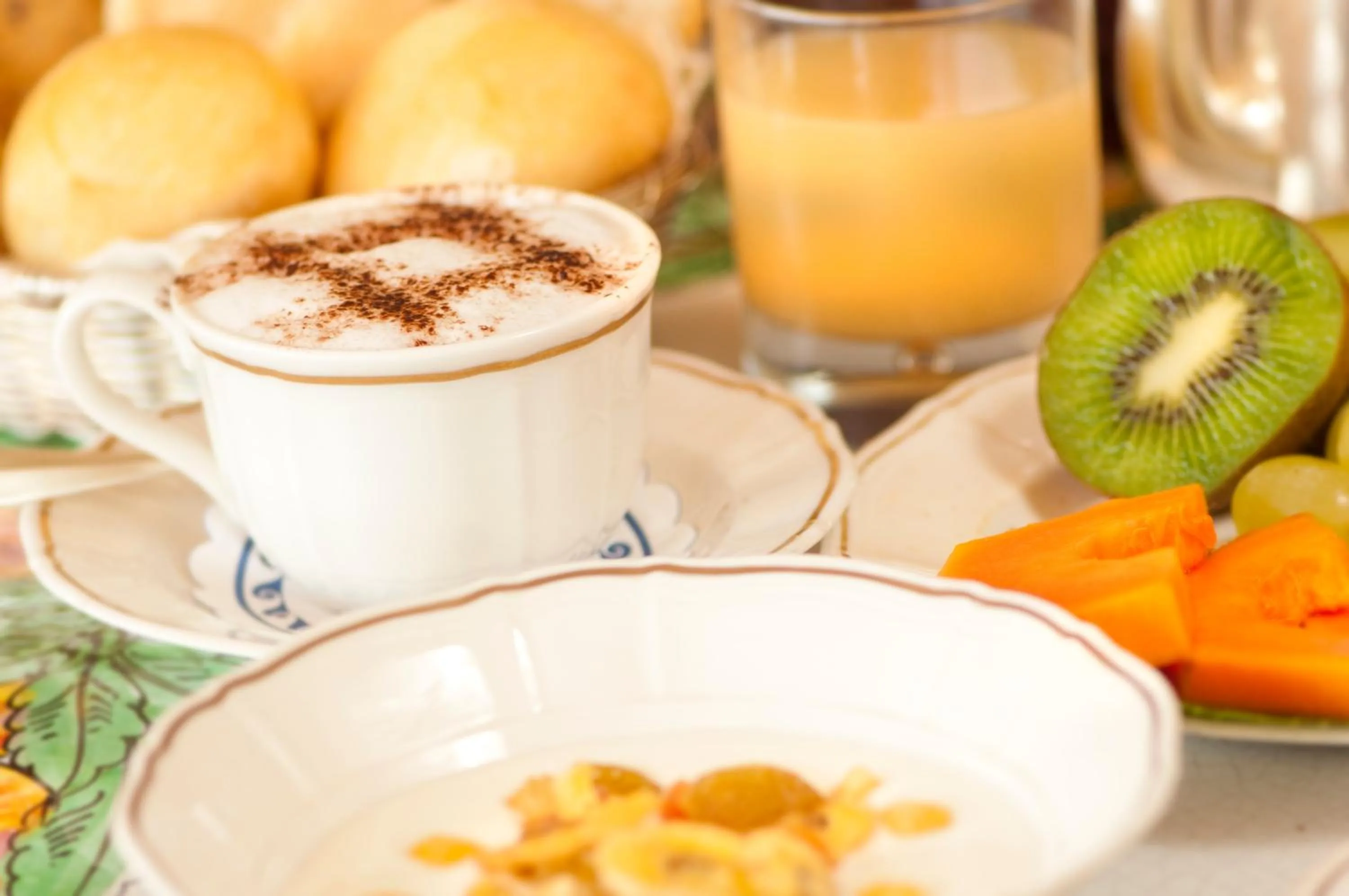 Restaurant/places to eat in Villa Madrina Lovely and Dynamic Hotel