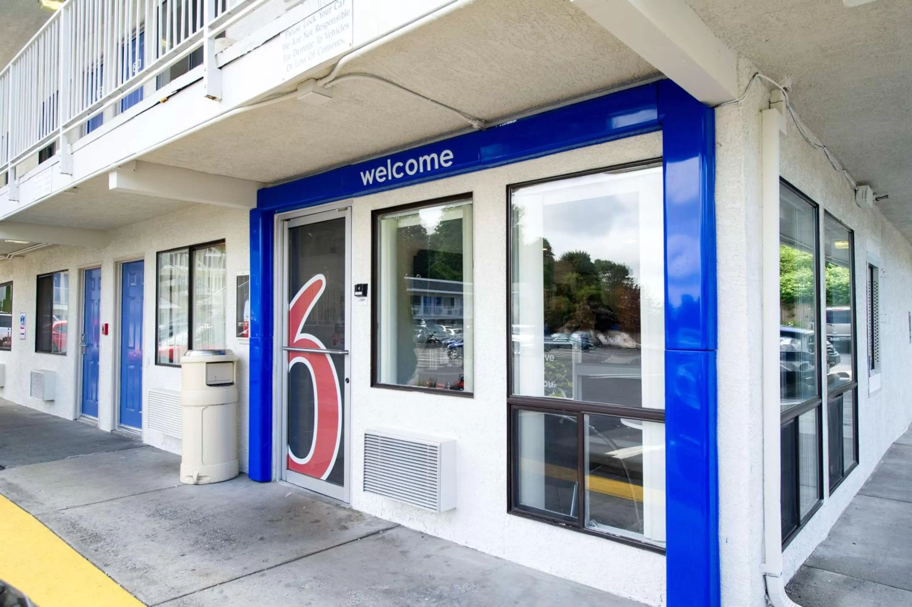 Property building in Motel 6-Seattle, WA - Airport