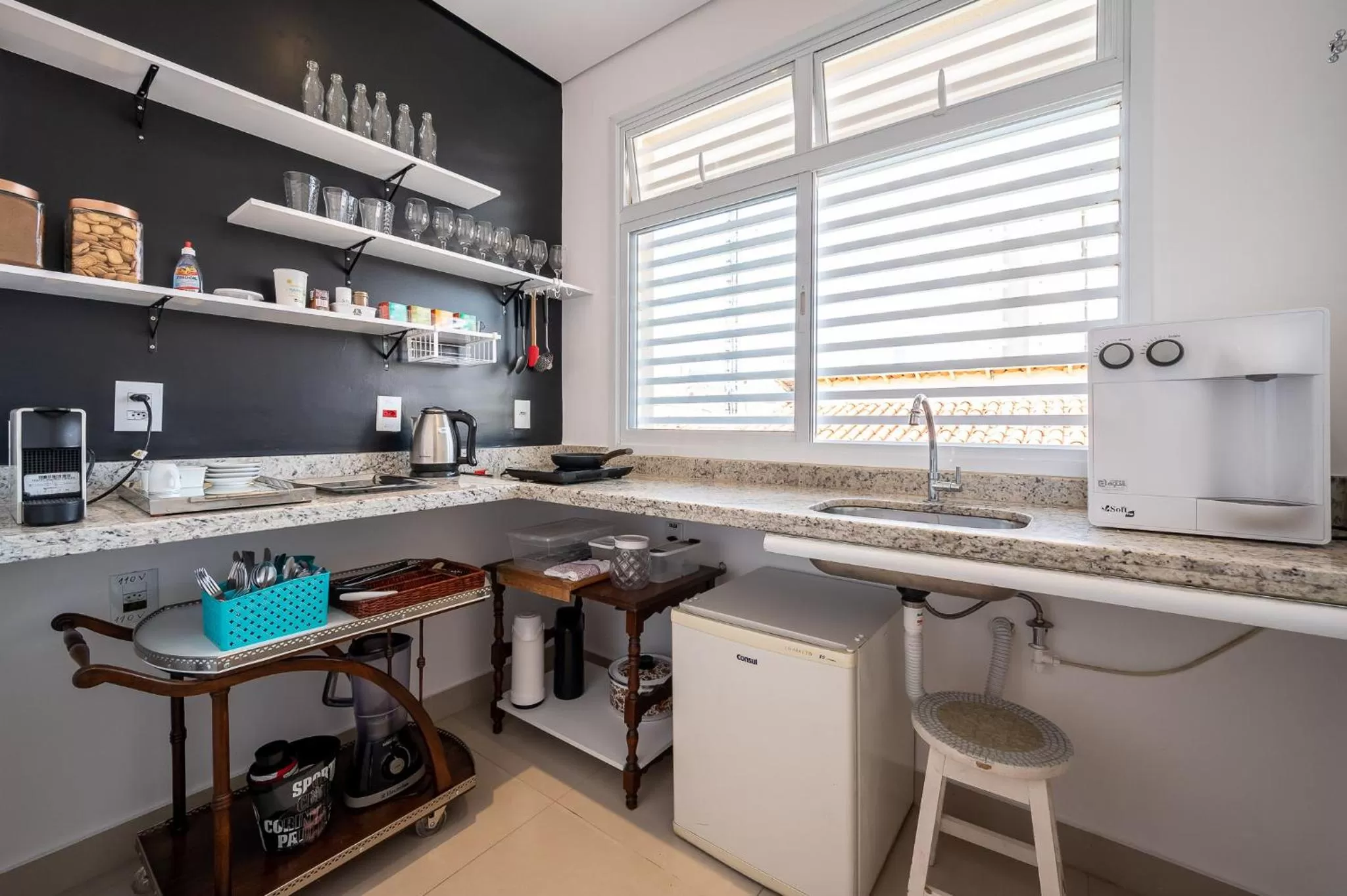 Coffee/tea facilities in K1 RESIDENCE Taquaral