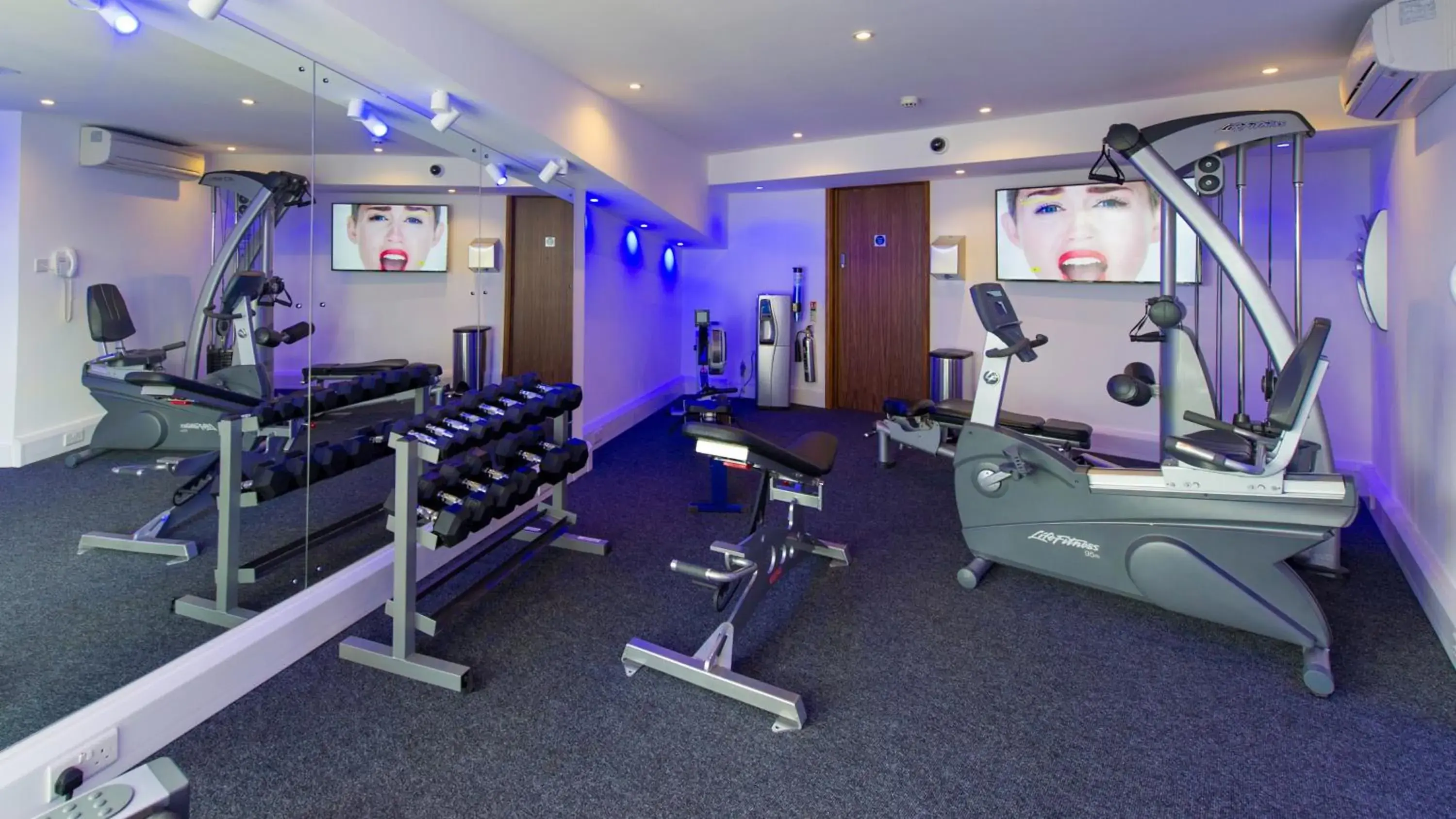 Fitness centre/facilities in The Devon Hotel