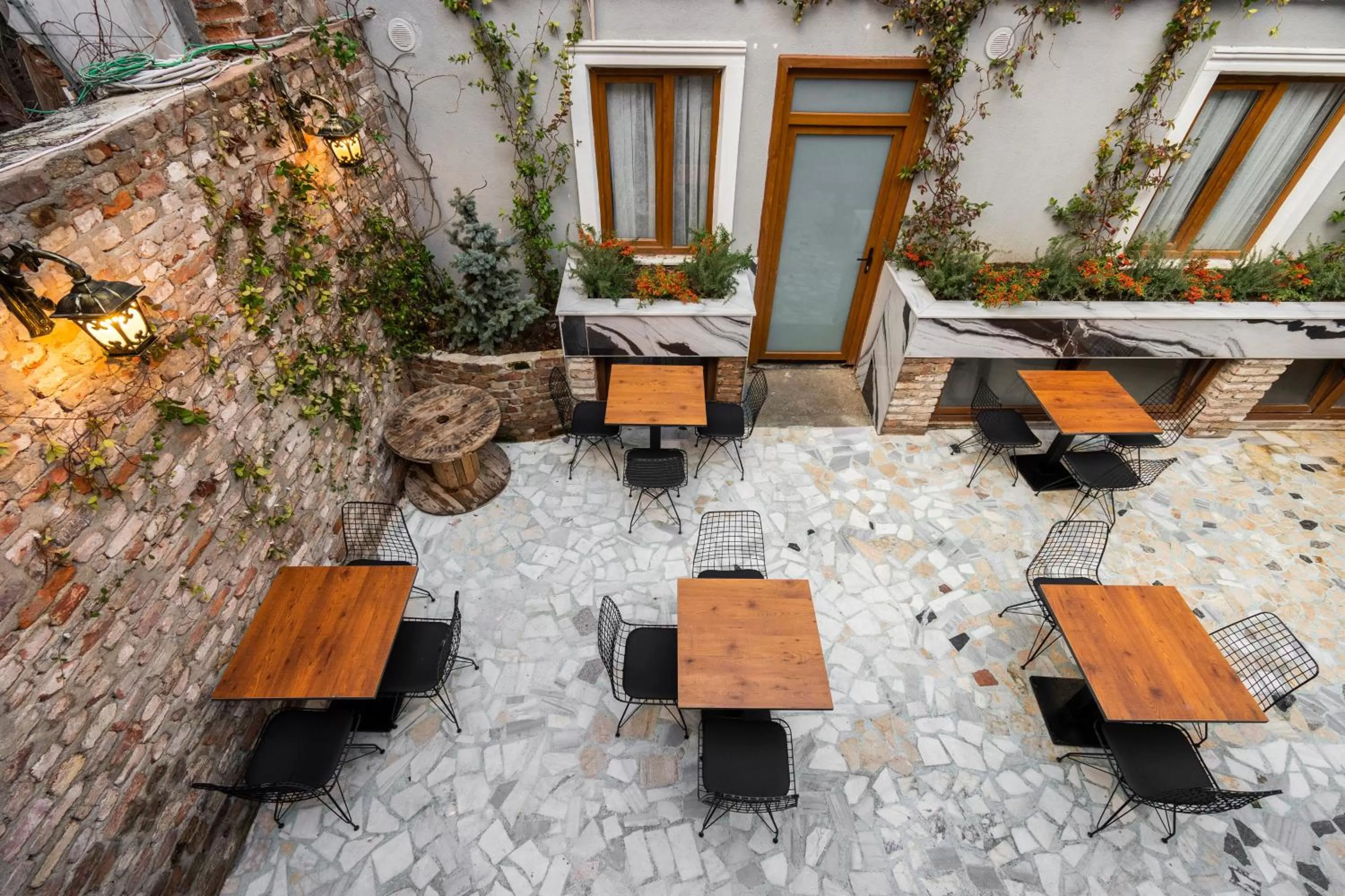 Patio in Castillo Rojo Hotel Istanbul