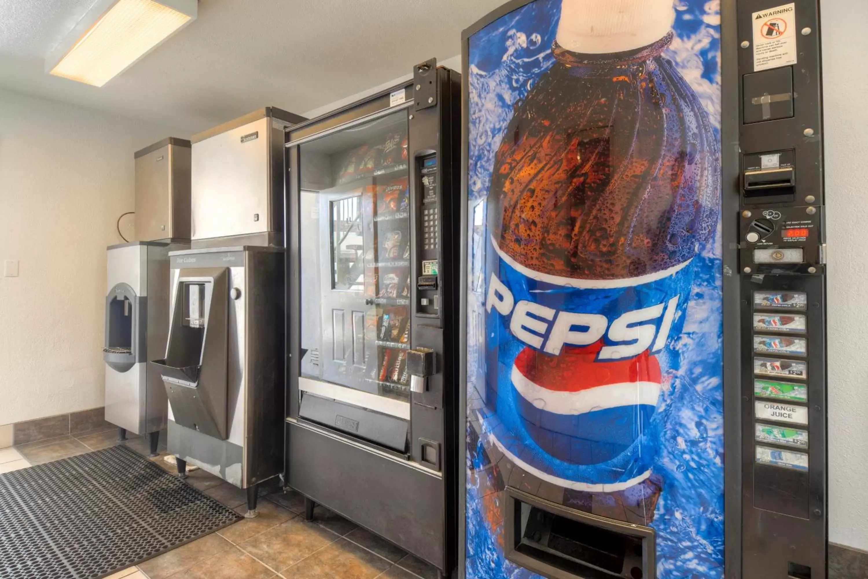 Food in Motel 6-San Ysidro, CA - San Diego - Border