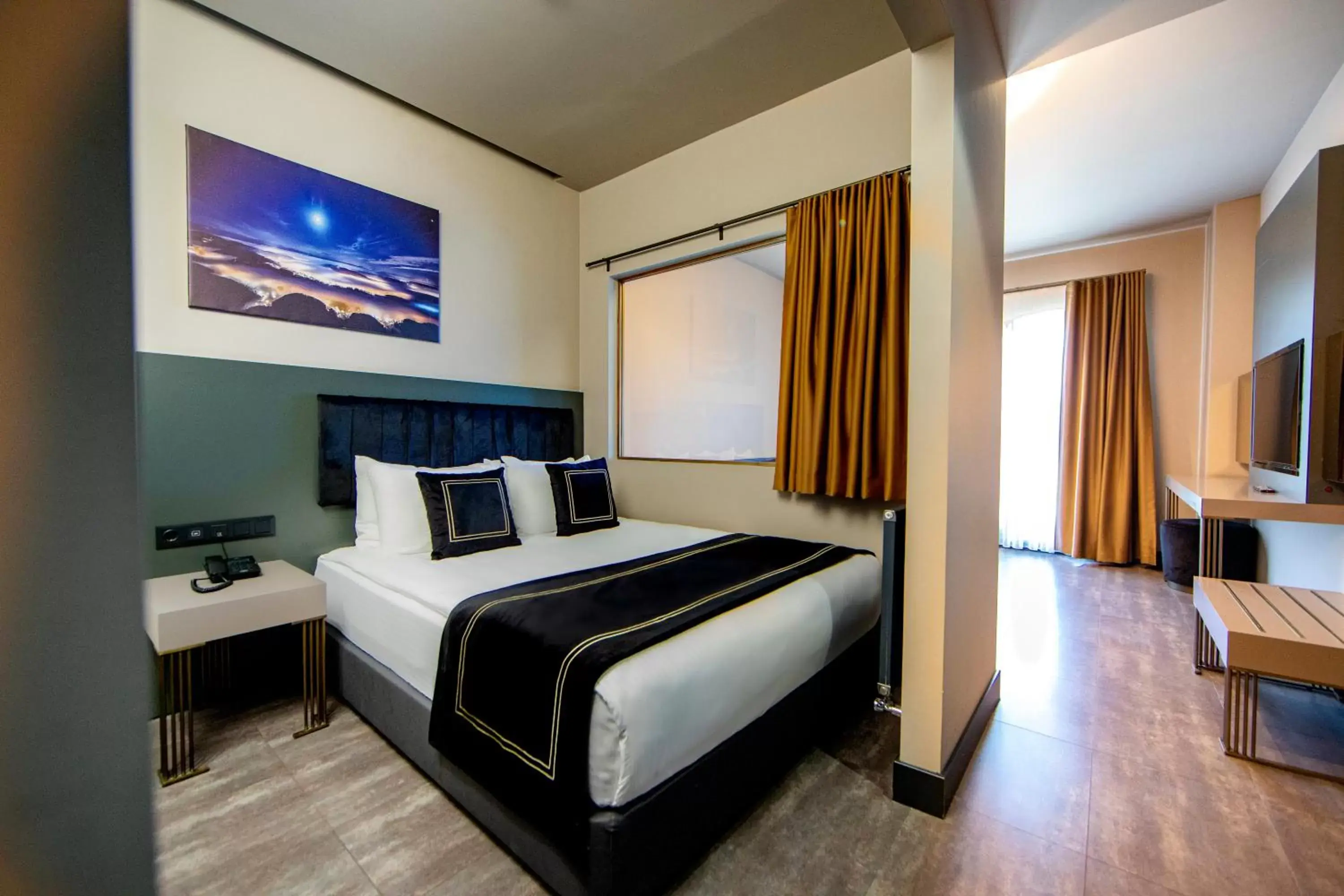 Bedroom, Bed in MENALO HOTEL PREMIUM ISTANBUL AIRPORT