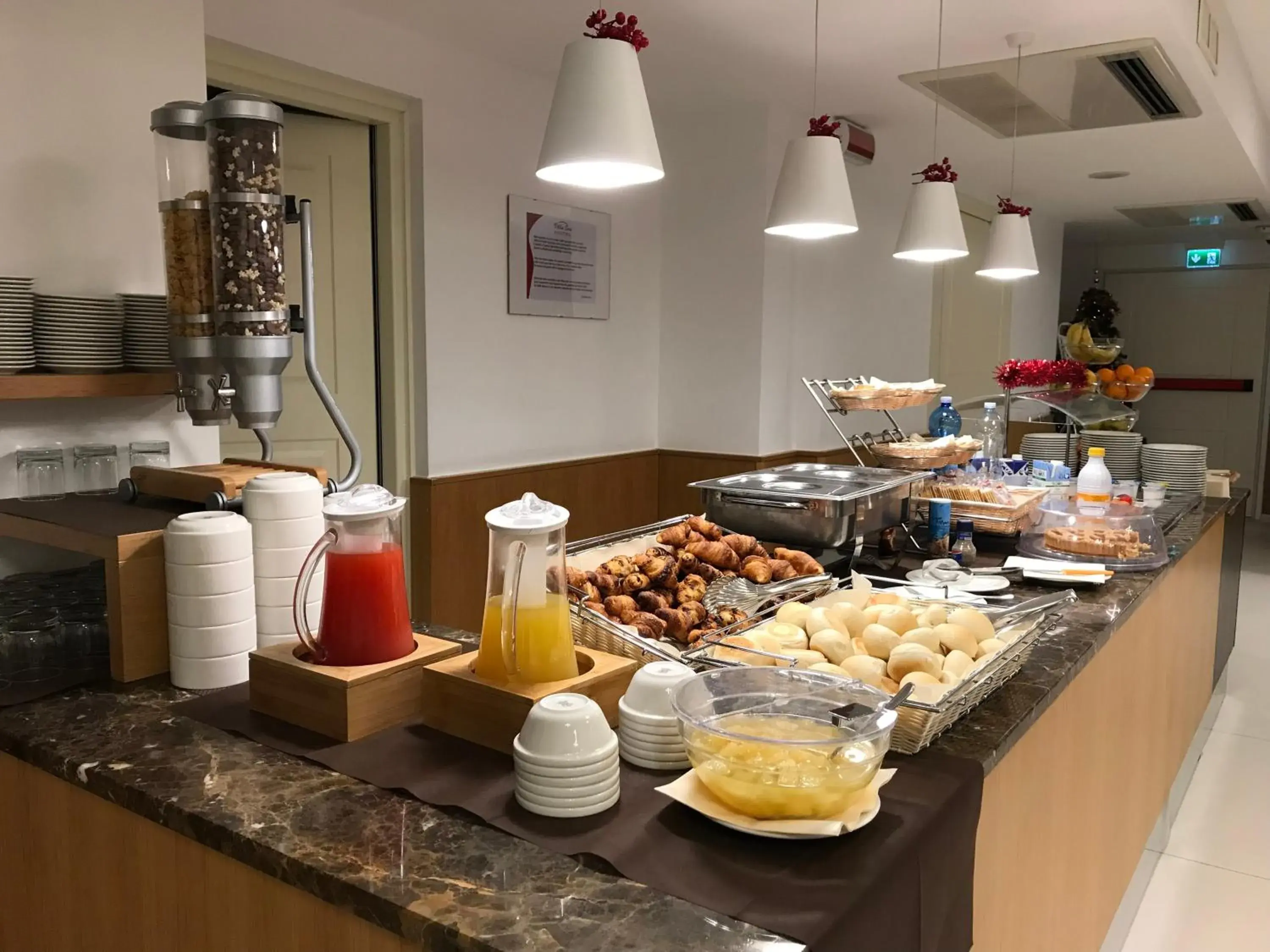 Buffet breakfast in Villa Eva Hotel