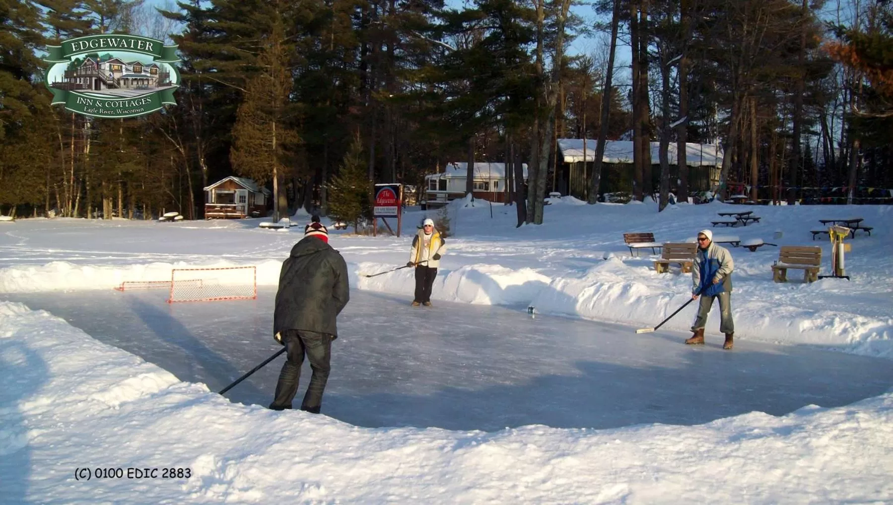 Winter in Edgewater Inn & Cottages