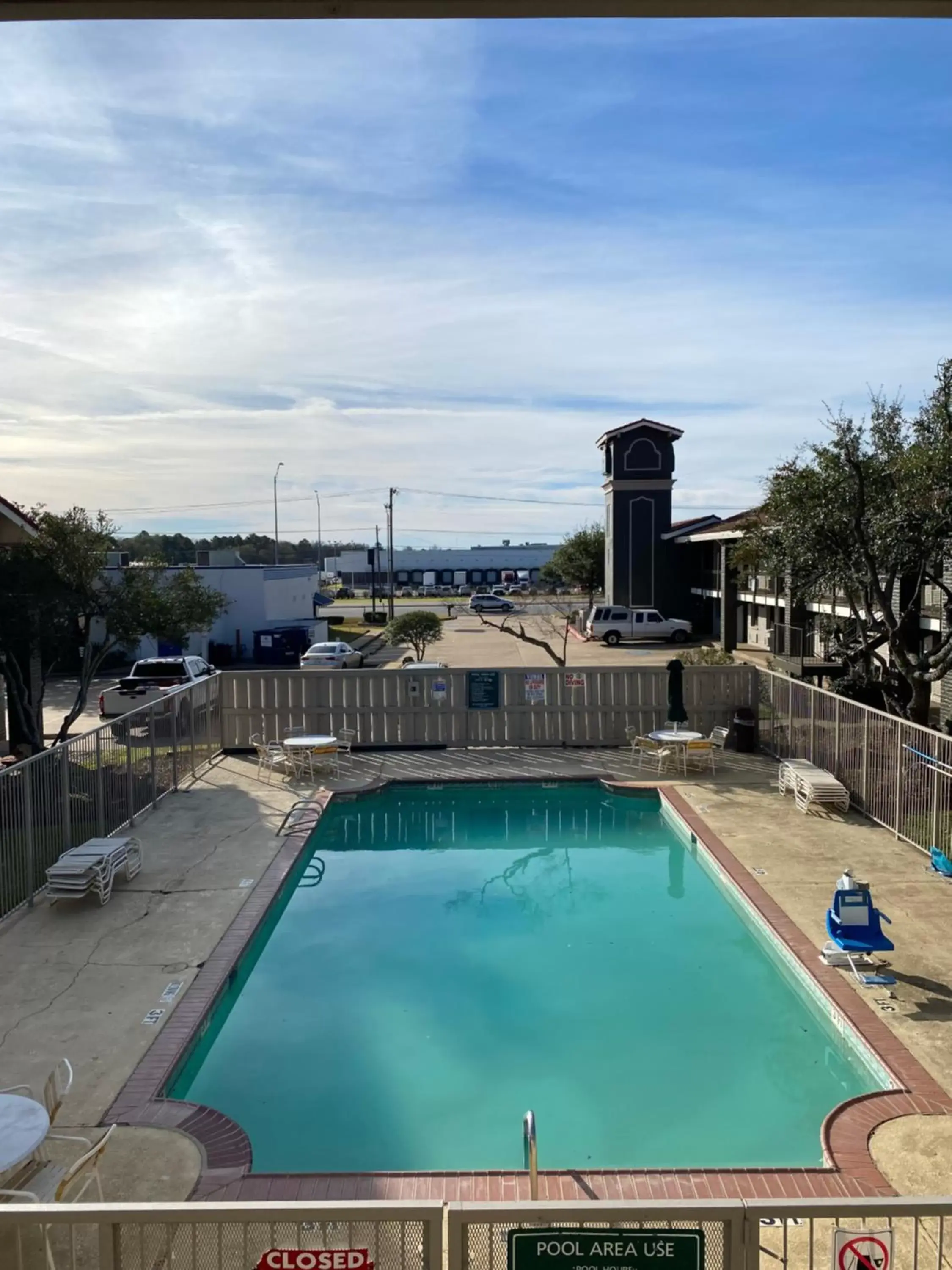 Swimming Pool in La Quinta Inn by Wyndham Tyler