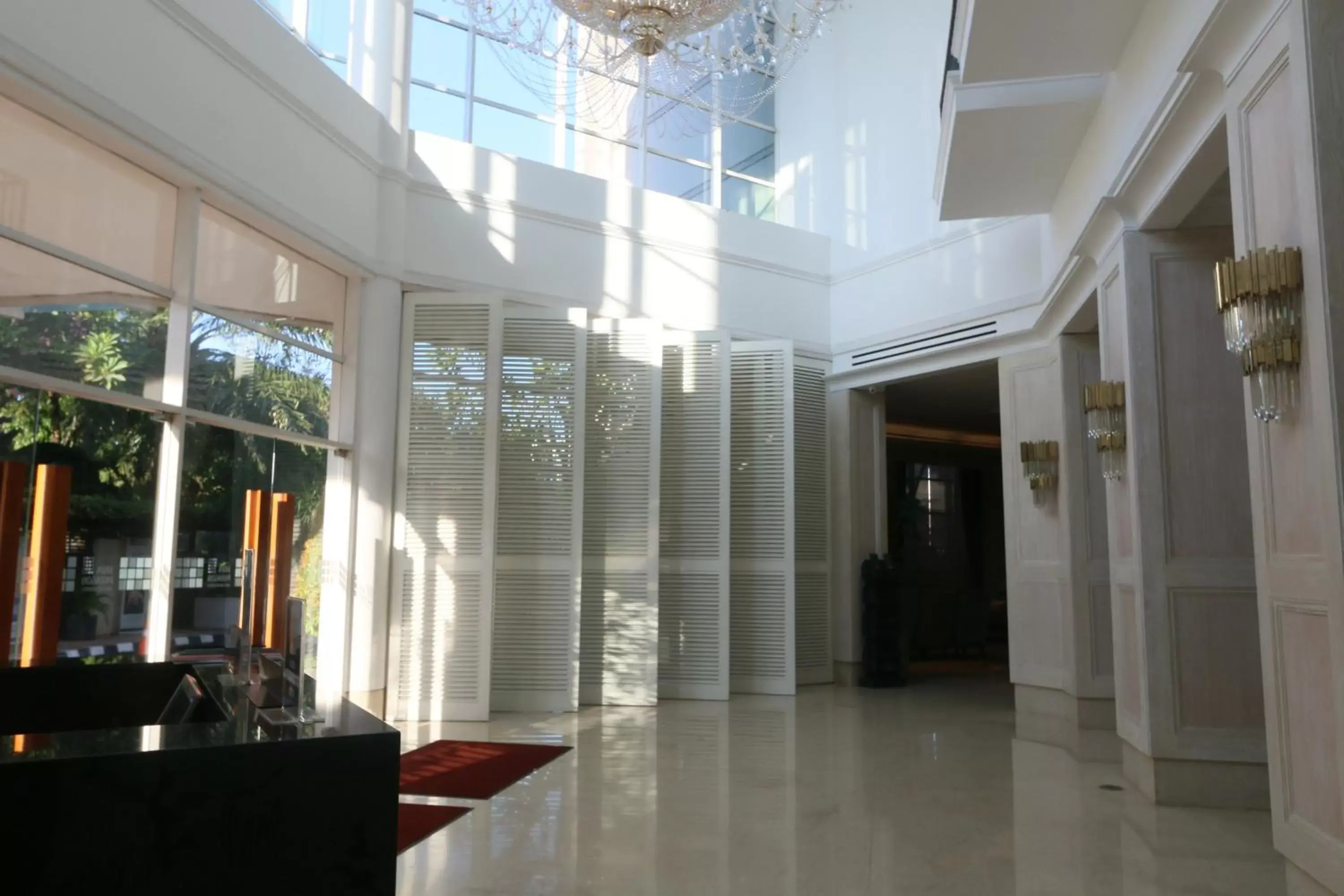 Lobby or reception in Java Paragon Hotel & Residences