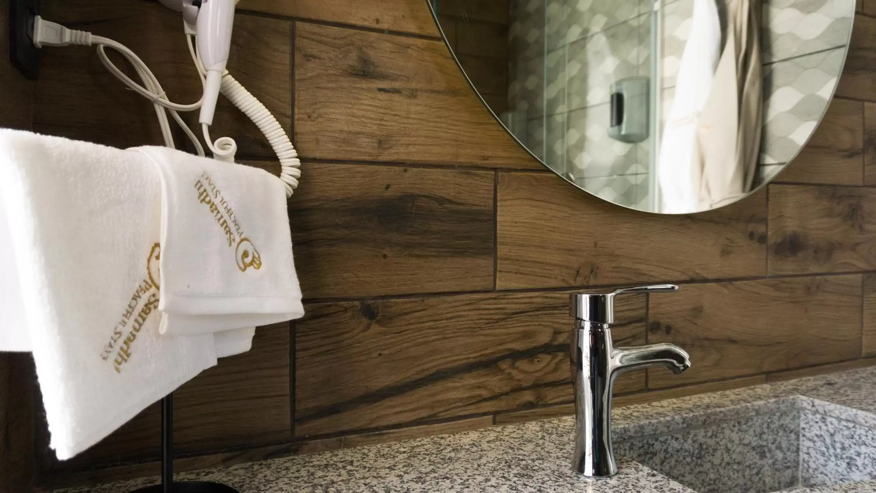 Bathroom in Casa Samadhi