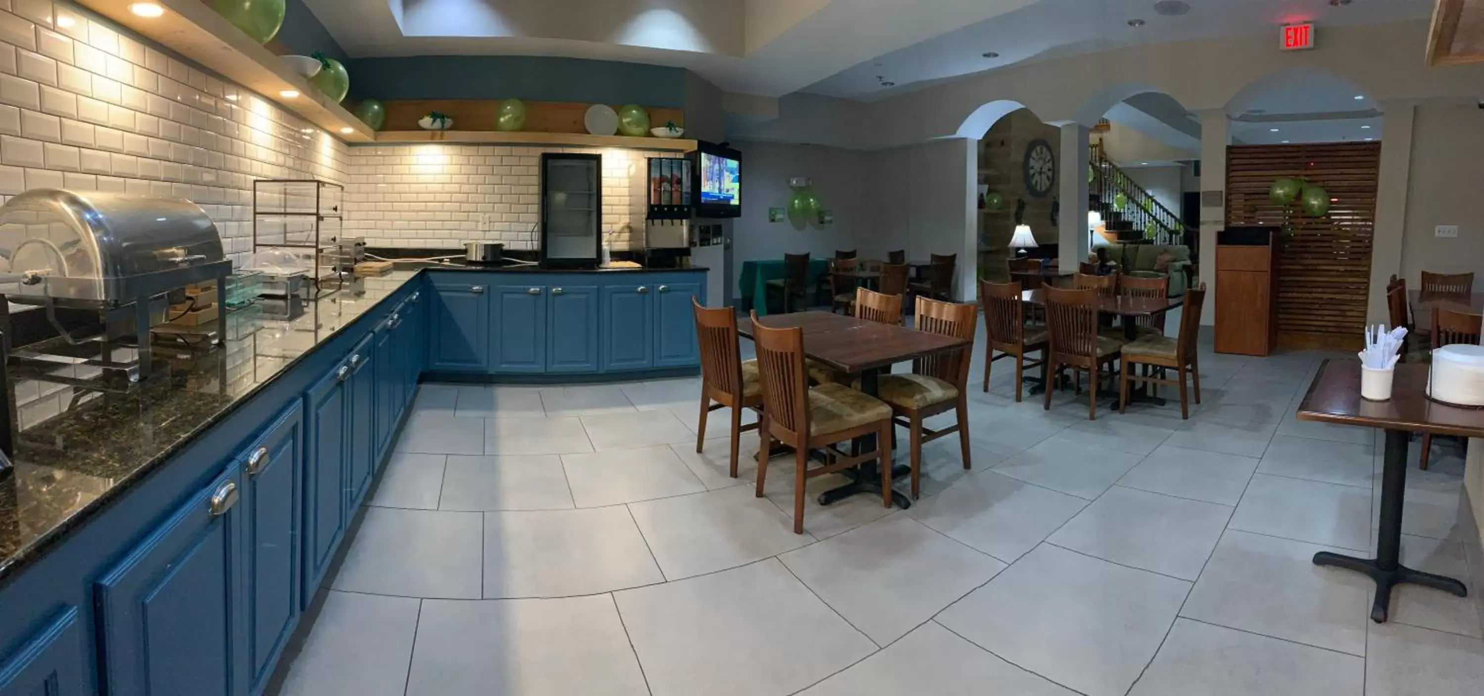 Dining area, Restaurant/Places to Eat in Country Inn & Suites by Radisson, Albany, GA