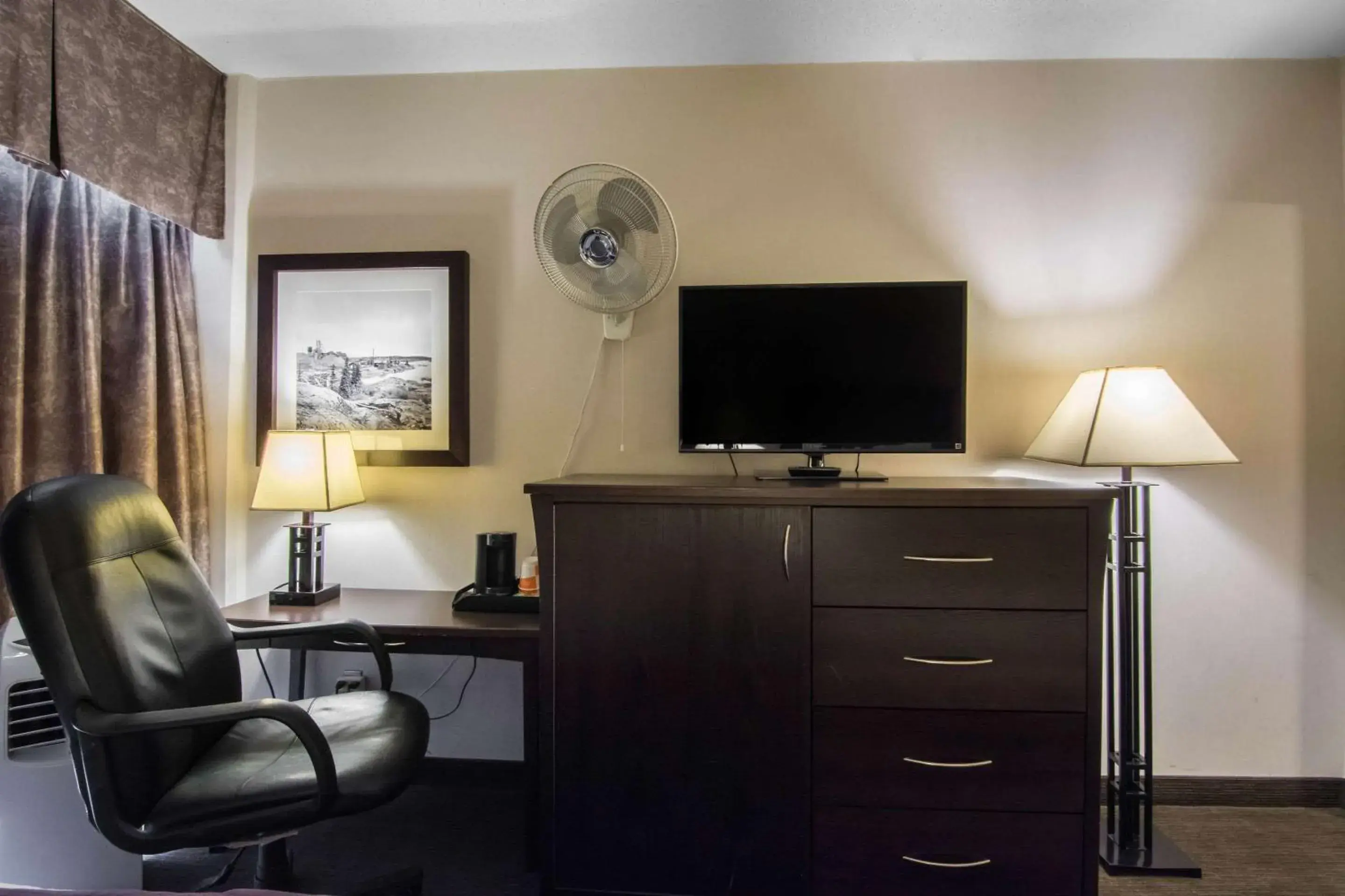 Photo of the whole room, TV/Entertainment Center in Quality Inn & Suites Yellowknife