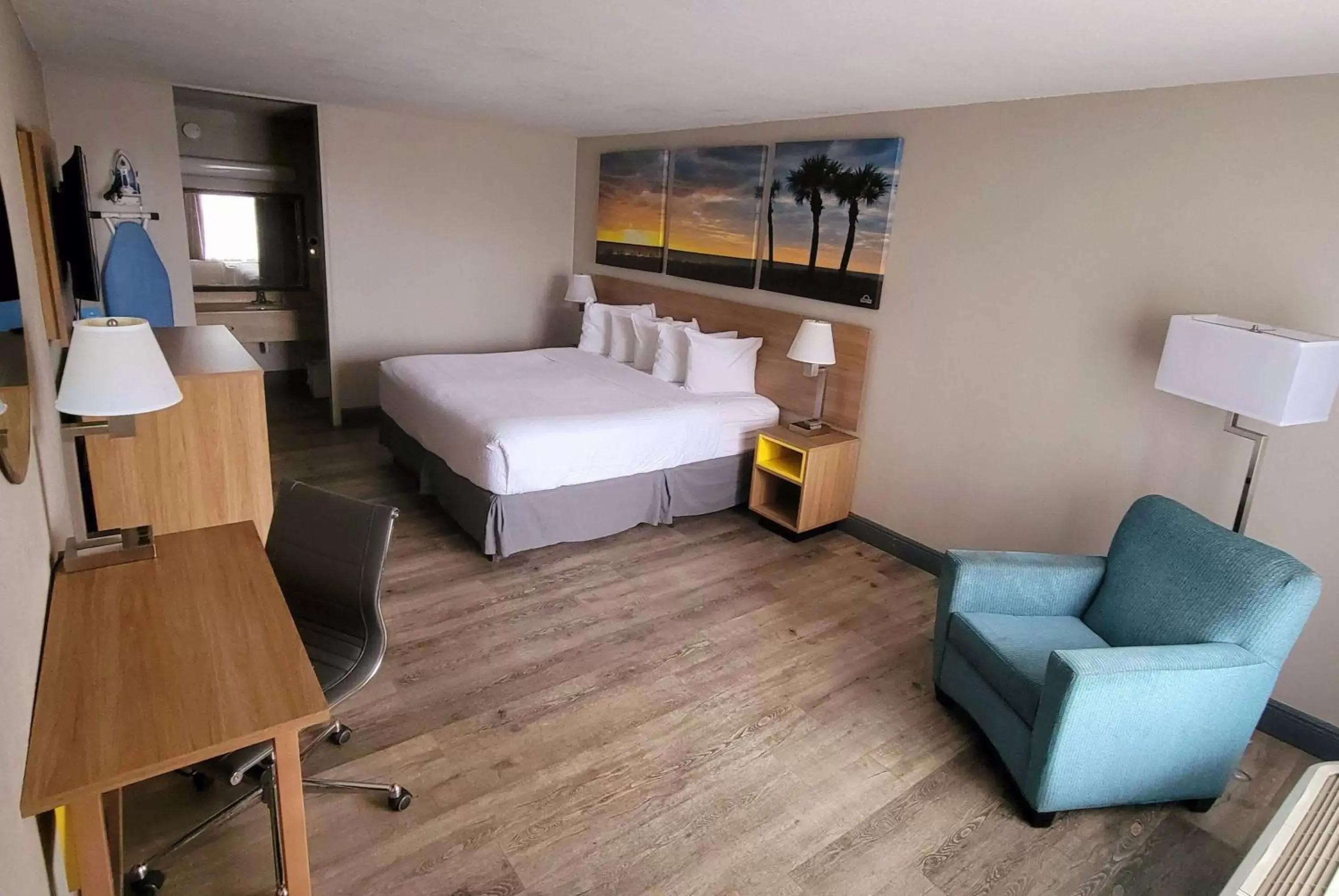 Photo of the whole room in Days Inn by Wyndham Titusville Kennedy Space Center